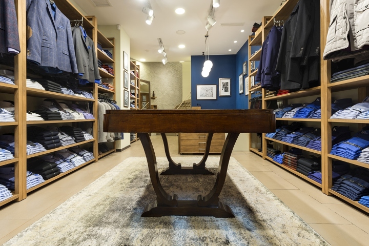 Thiết Kế Cửa Hàng Thời Trang Nam Guy Laroche