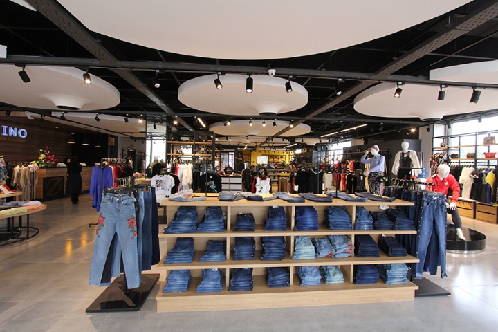 Thiết Kế Showroom Thời Trang Nữ ZINO
