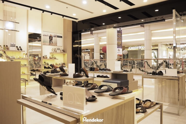 Thiết Kế Shop Giày Andrew