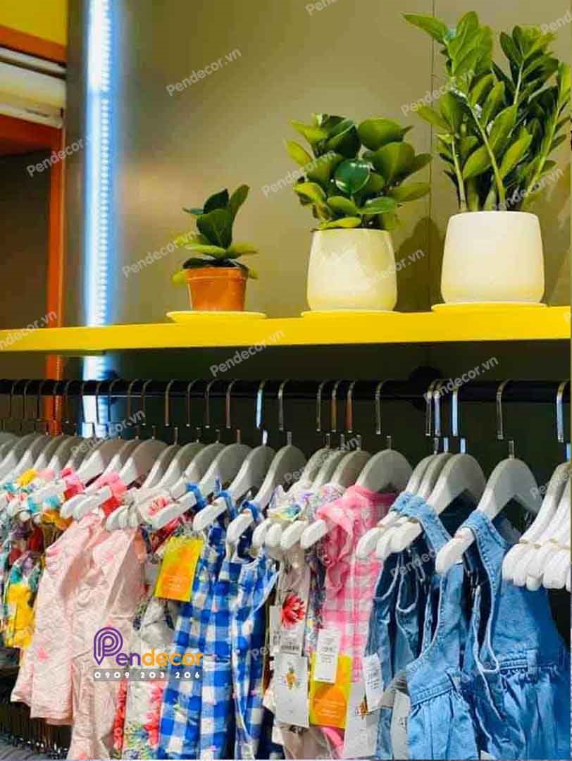 Thi Công Shop Thời Trang Nữ Củ Cà Rốt - Thủ Đức