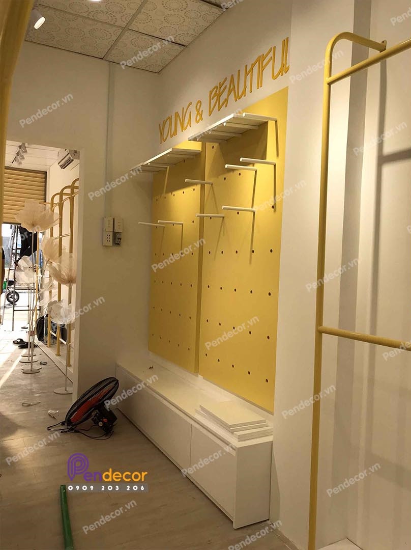 Thi Công Shop Thời Trang Nữ Phượng Sunny - Vũng Tàu