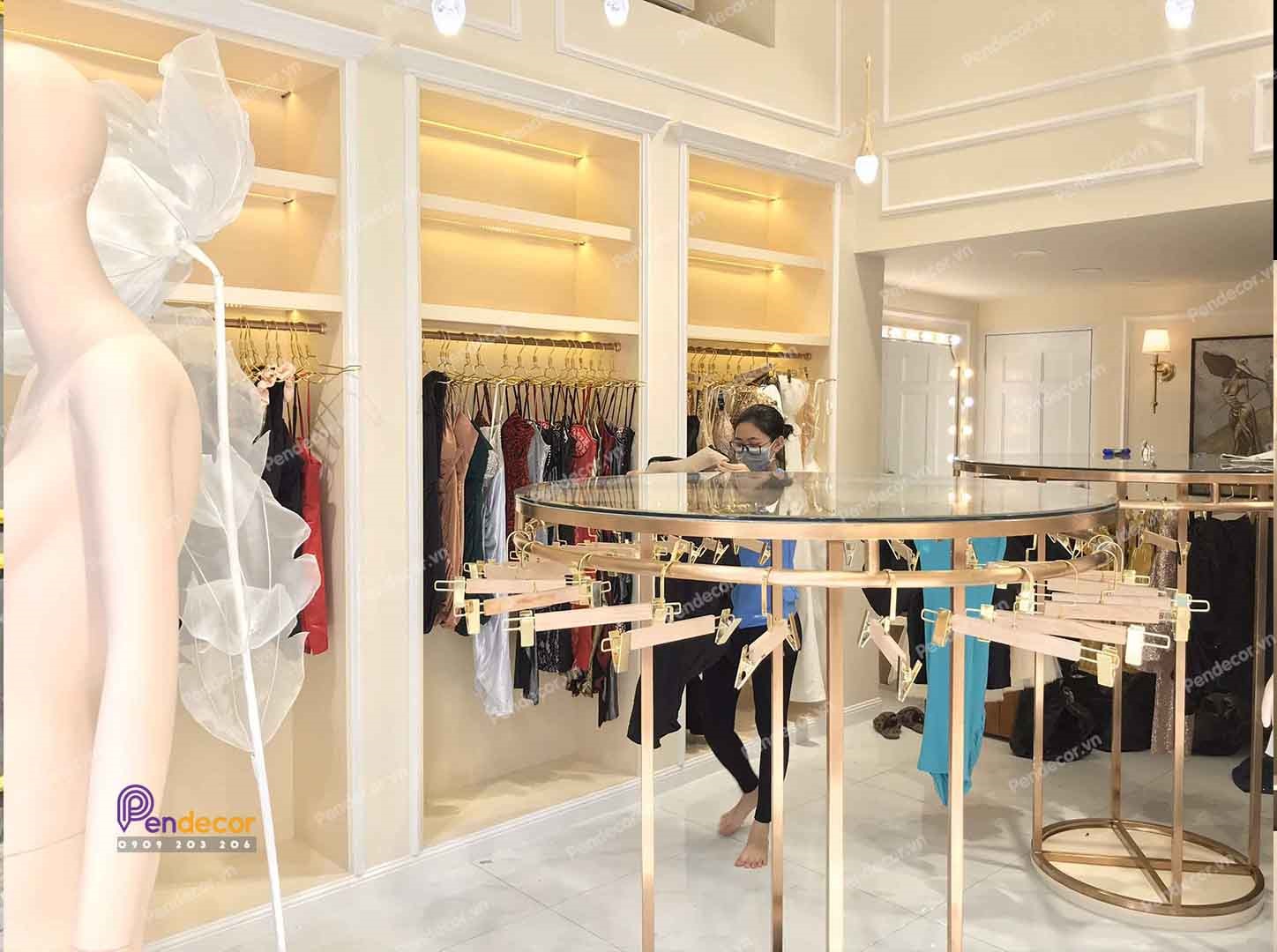 Thi Công Shop Thời Trang Nữ Đoàn Ngọc Vi - Quận 3