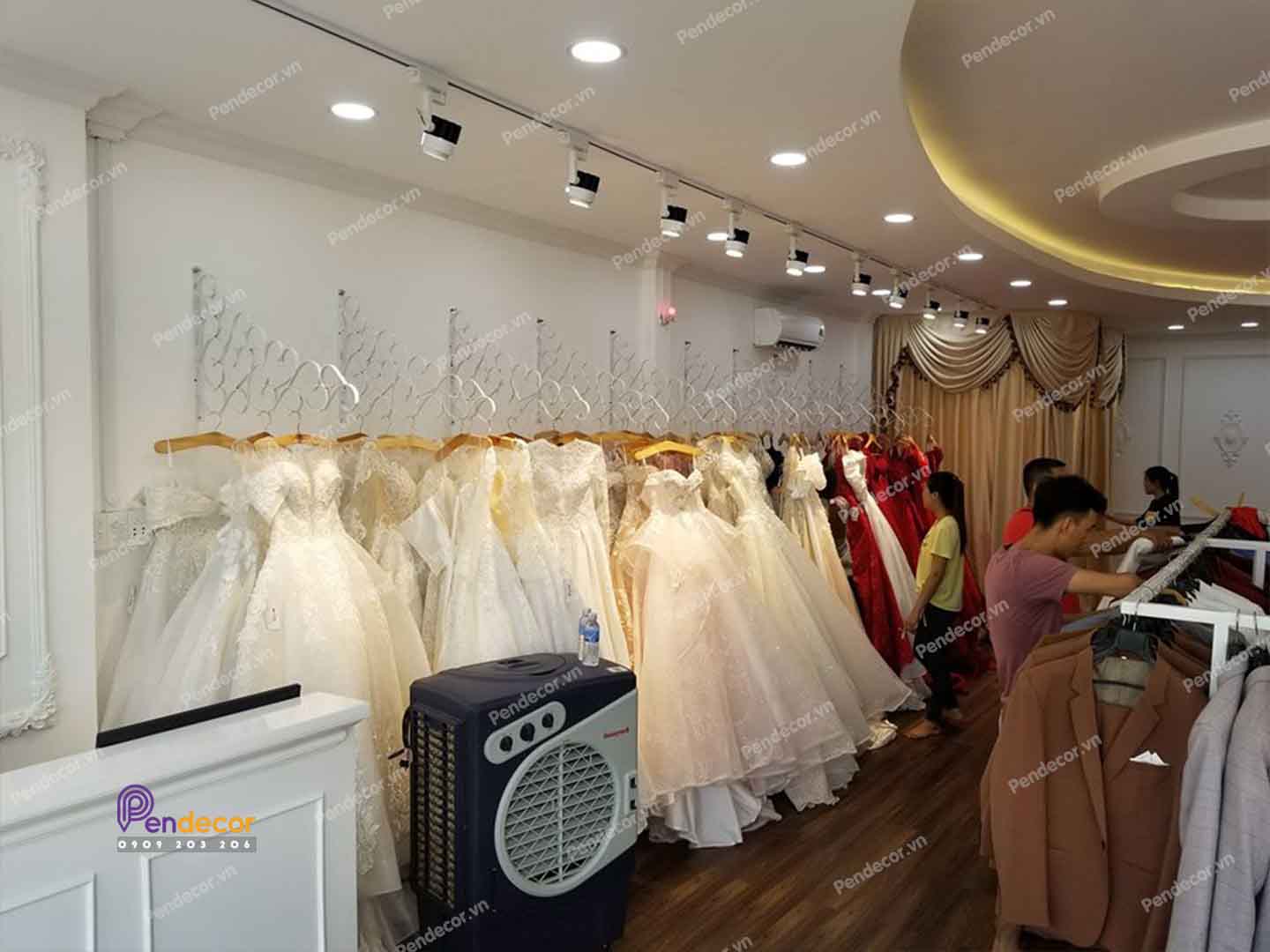 Thi Công Showroom Áo Cưới Shine Bridal