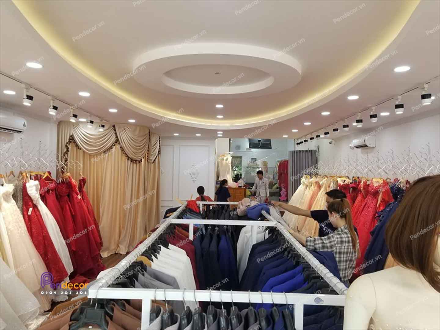 Thi Công Showroom Áo Cưới Shine Bridal