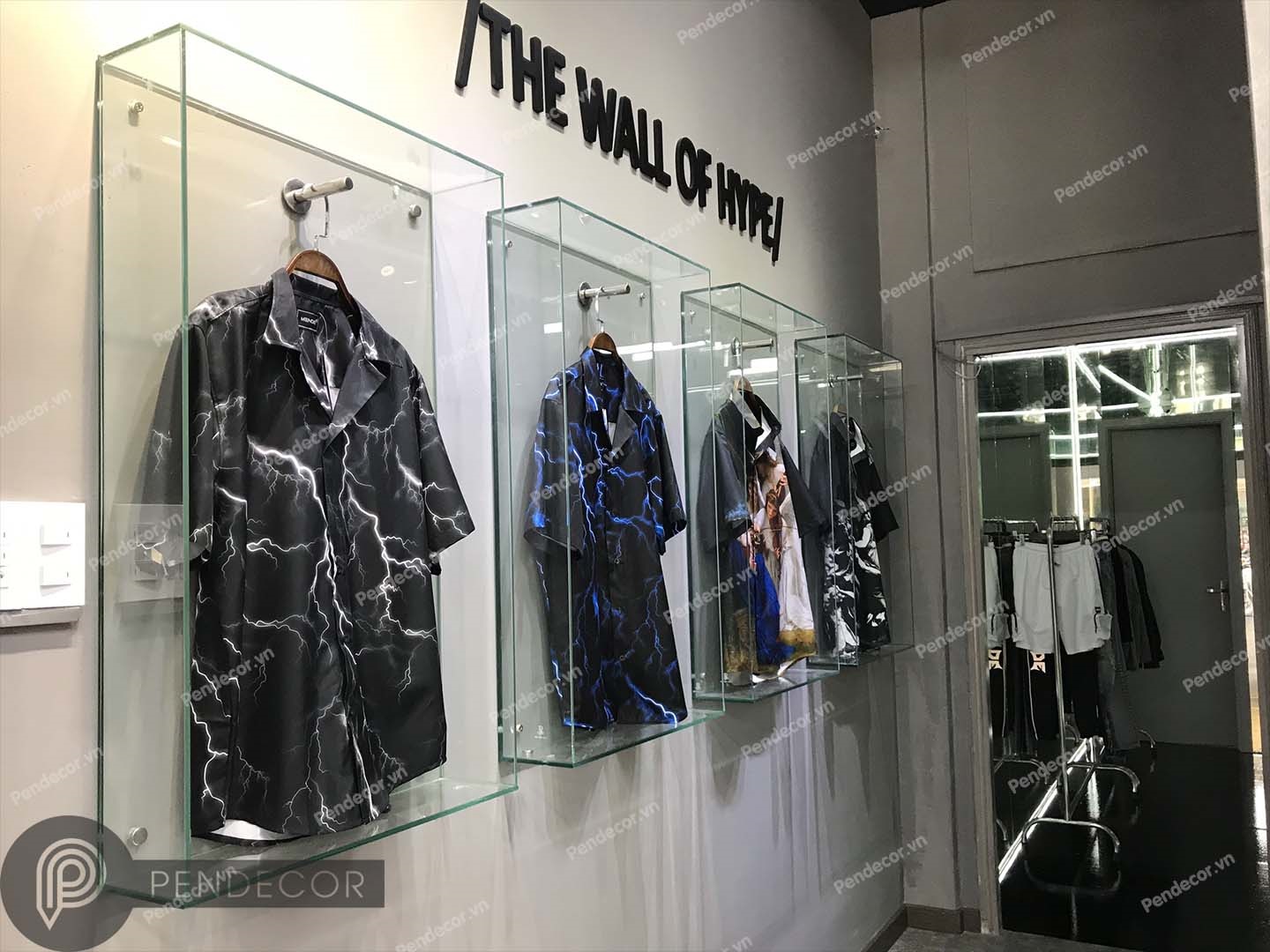 Thi Công Shop Thời Trang Nam MENDE Quận 10