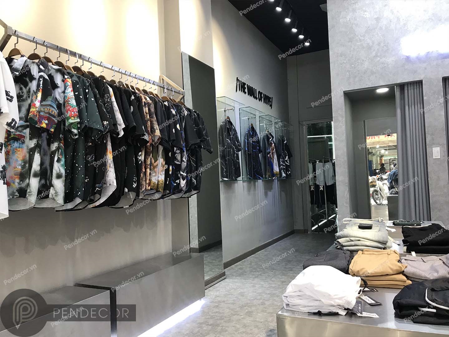 Thi Công Shop Thời Trang Nam MENDE Quận 10