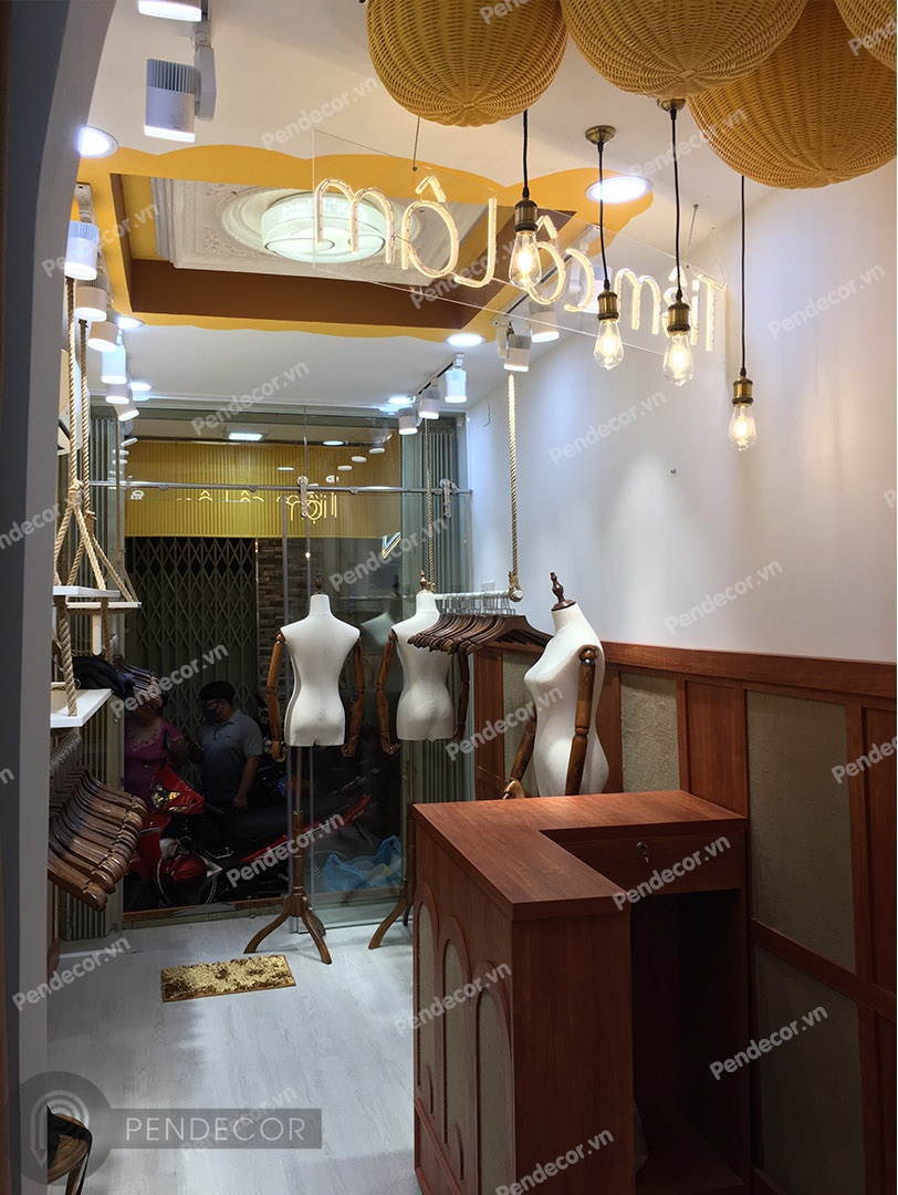 Thi công Shop thời trang nữ Tiệm Cô Lâm - Quận 1