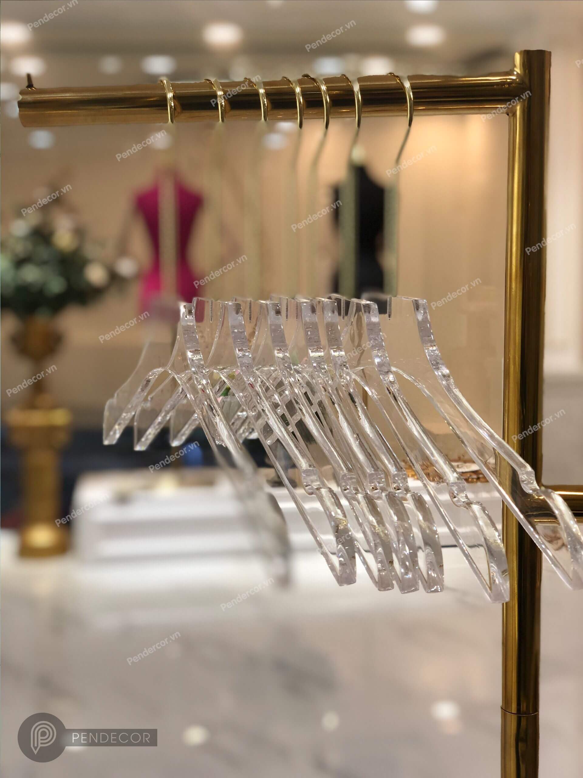 Thiết Kế Shop Thời Trang Nữ Ngân Châu