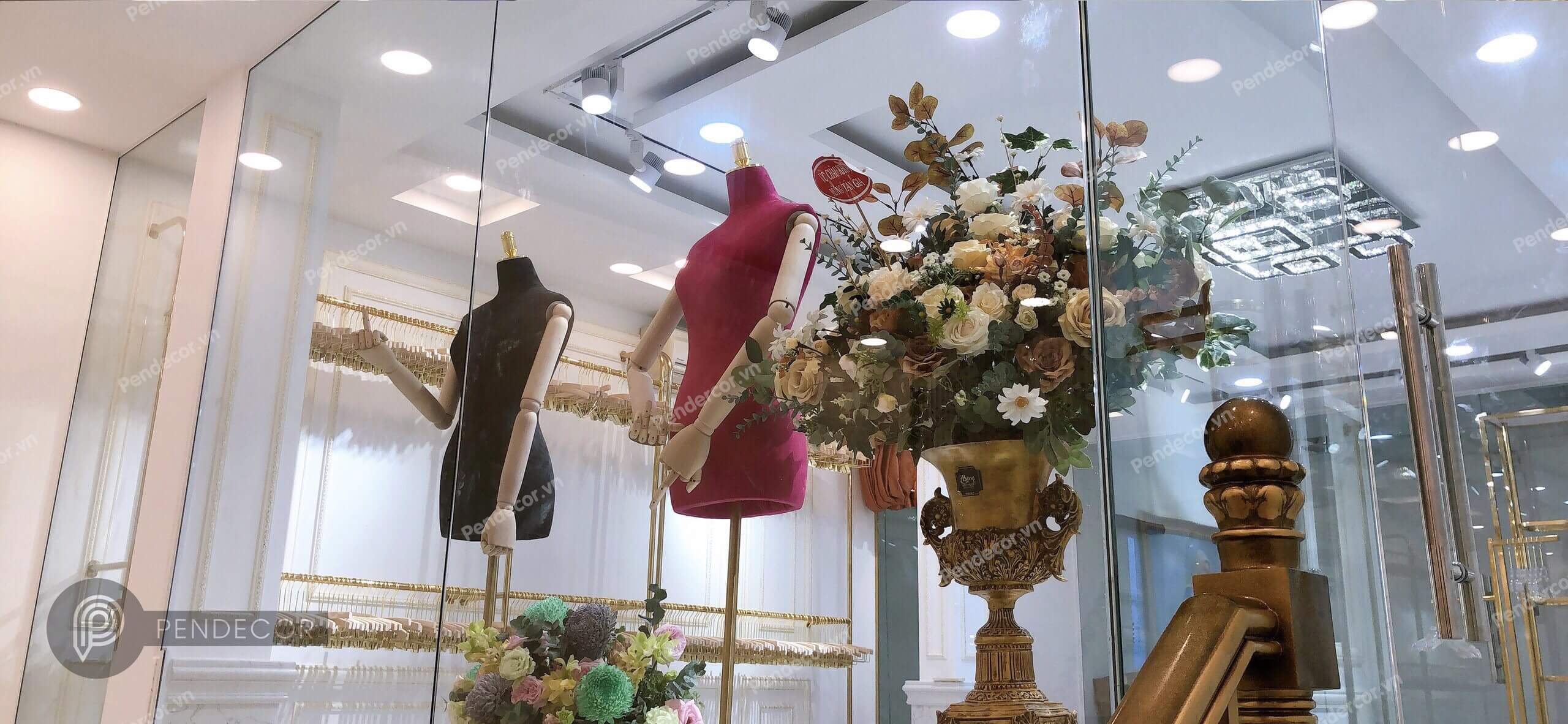 Thiết Kế Shop Thời Trang Nữ Ngân Châu