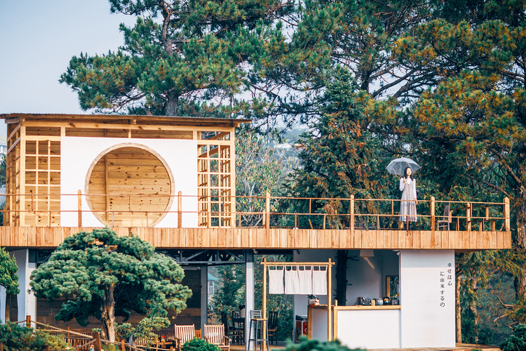 Quán cafe kiểu Nhật chắc chắn phải thể hiện được dấu ấn của nền văn hóa Nhật Bản