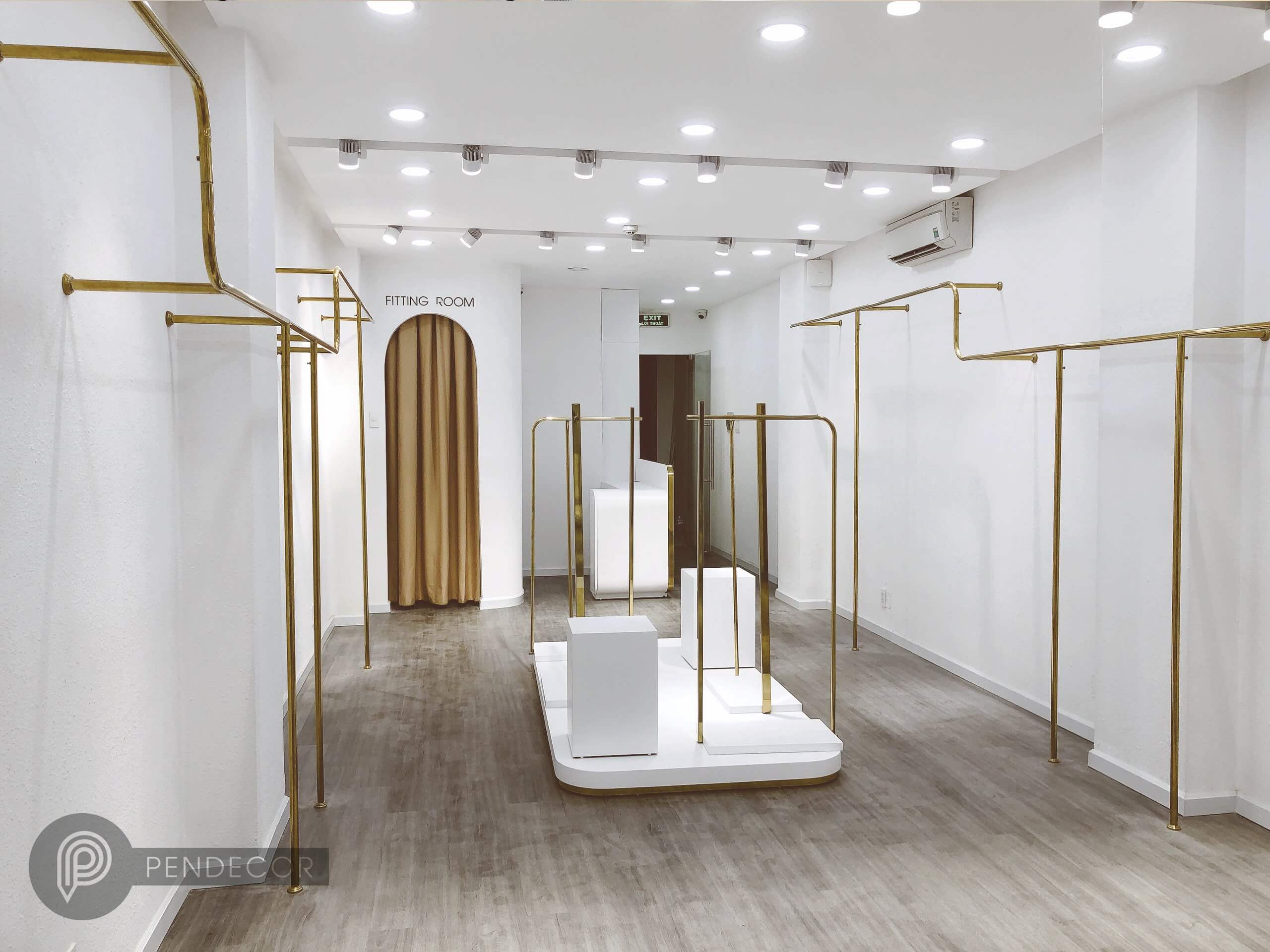 Thi Công Shop Thời Trang Nữ Renzty