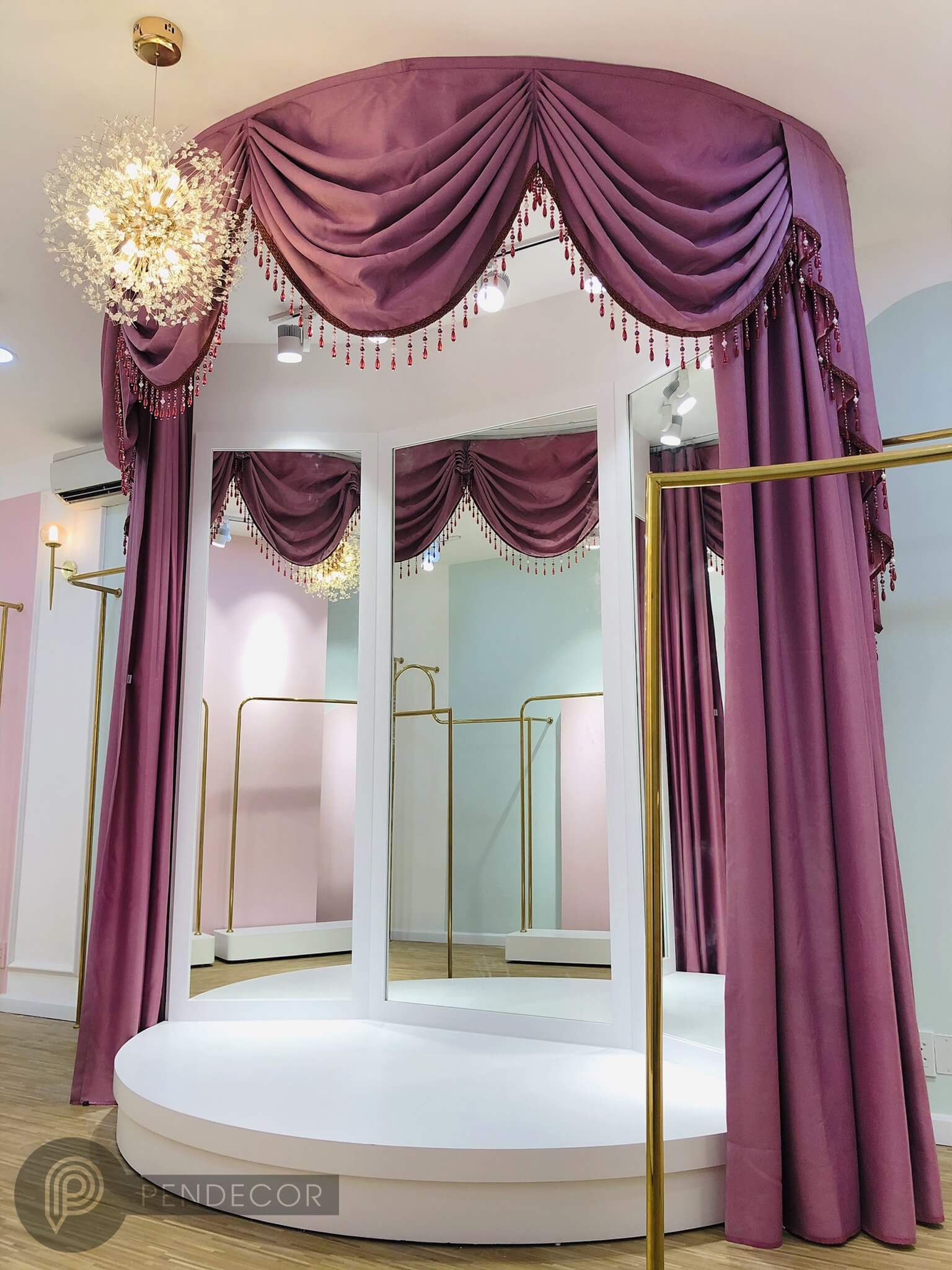 Thi Công Shop Thời Trang Nữ Renzty