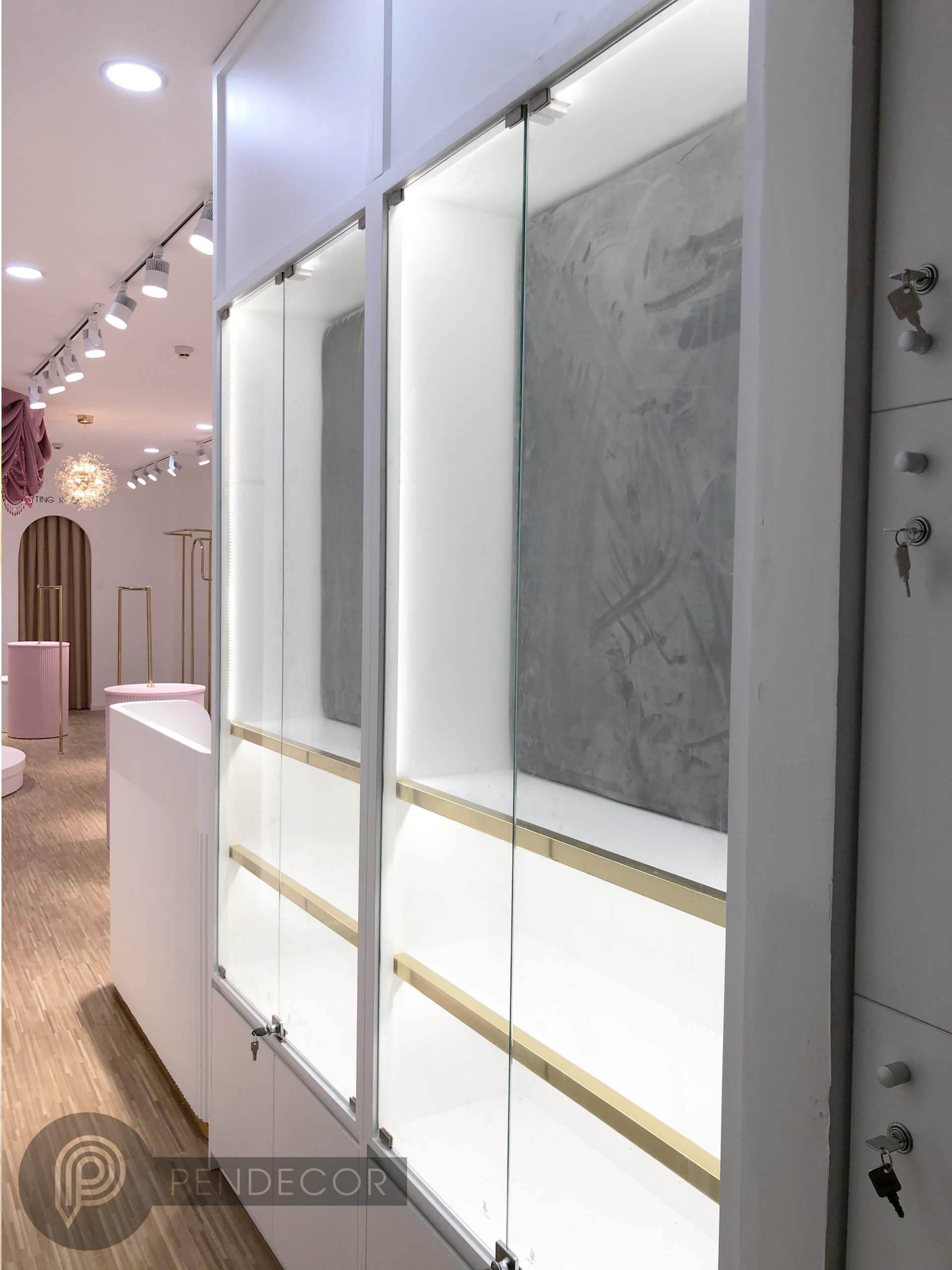 Thi Công Shop Thời Trang Nữ Renzty