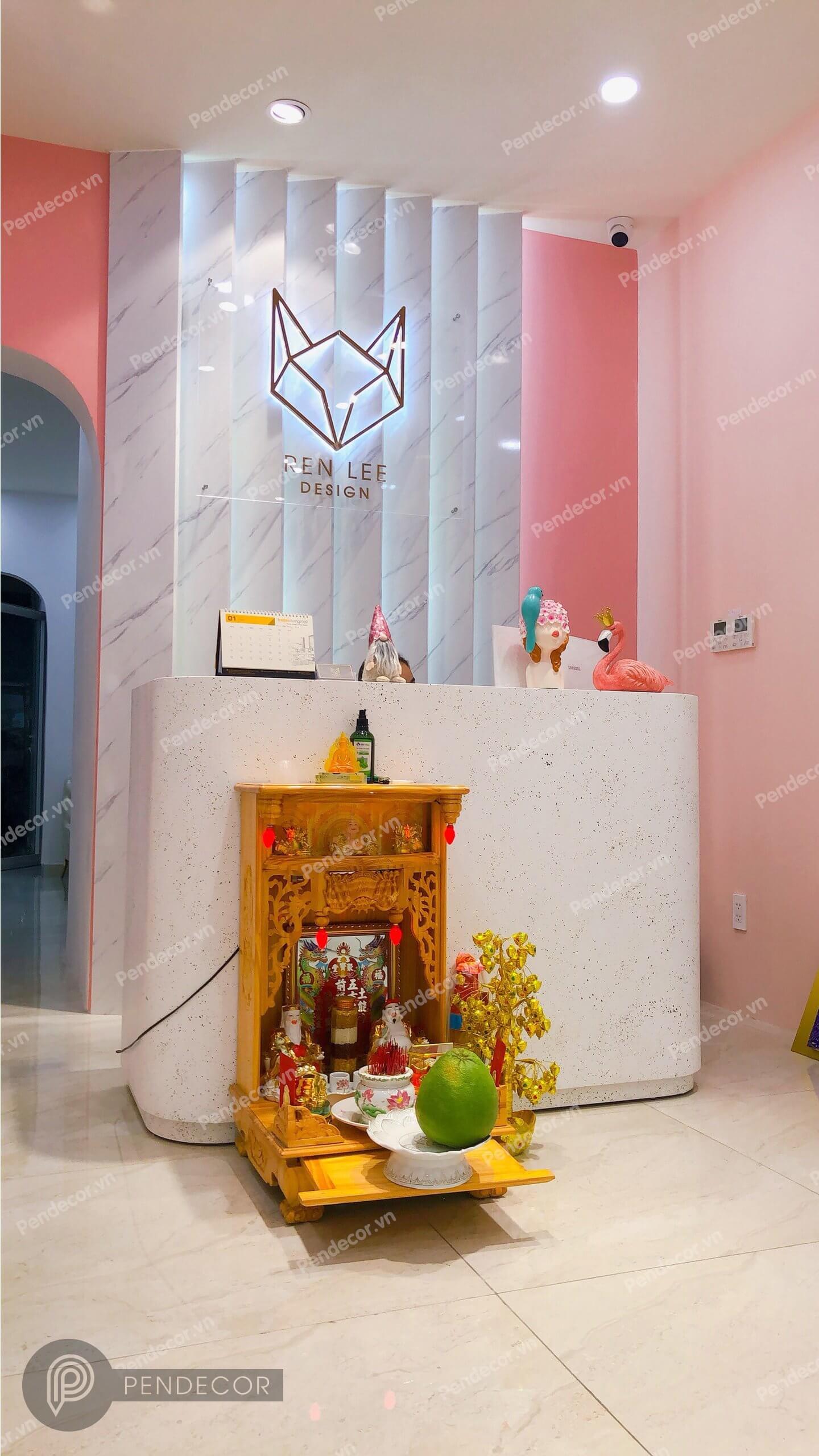 Thi Công Thực Tế Shop Thời Trang Nữ Ren Lee