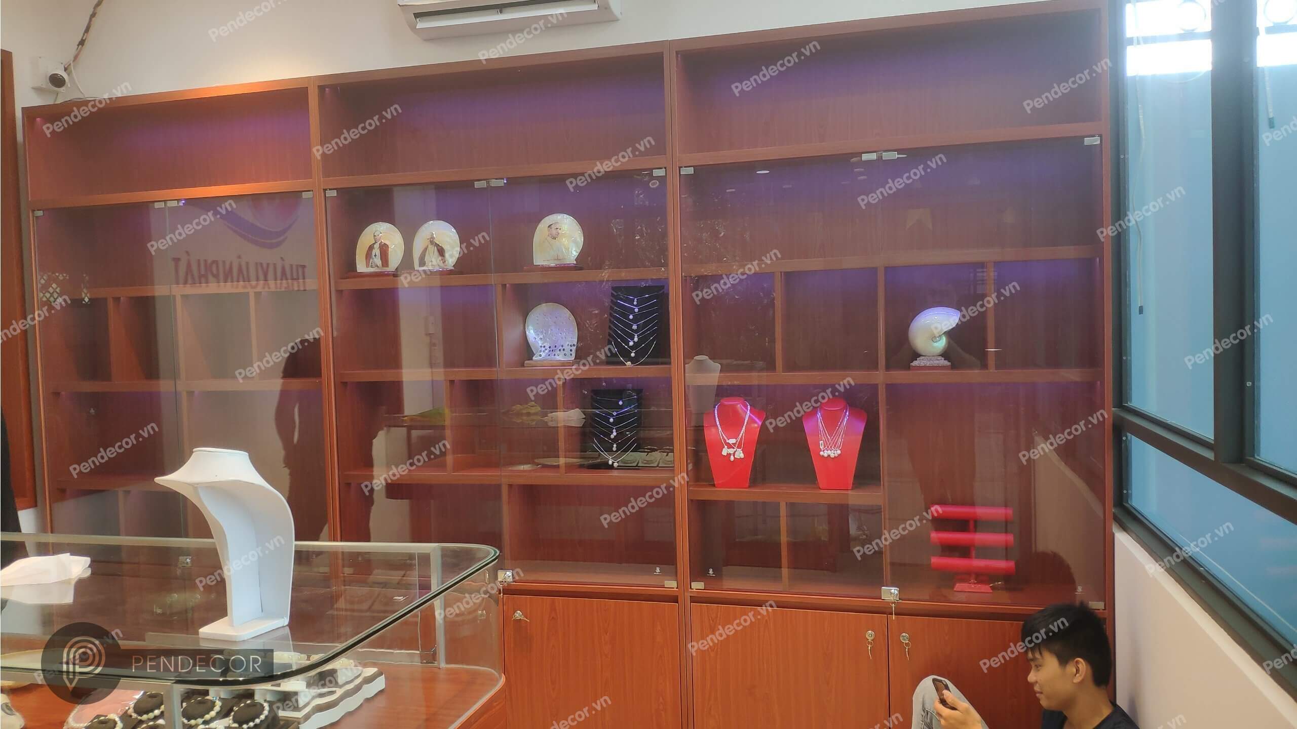 Thi công Thực tế Shop Phụ kiện Mỹ nghệ Thái Xuân Phát