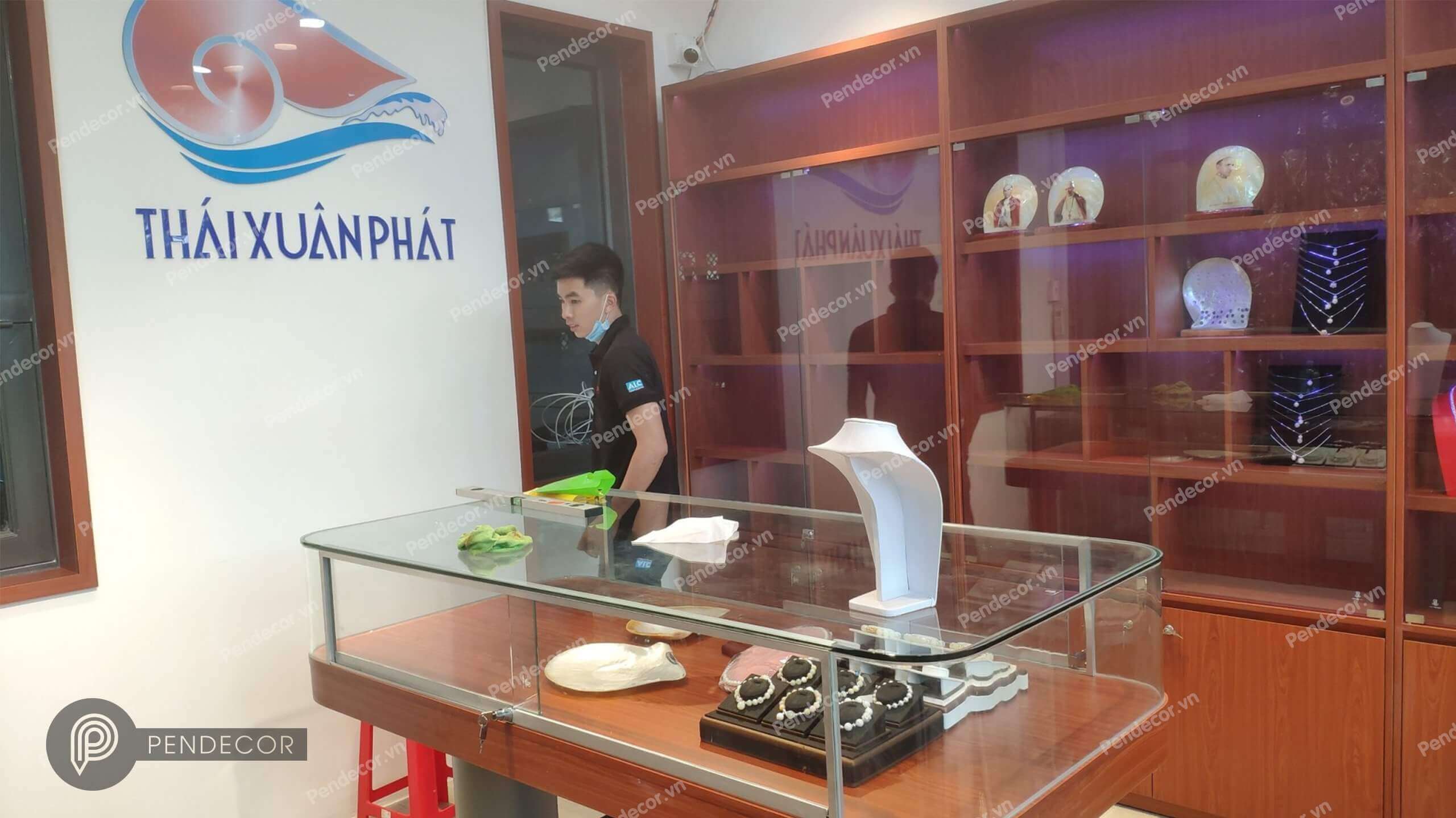 Thi công Thực tế Shop Phụ kiện Mỹ nghệ Thái Xuân Phát