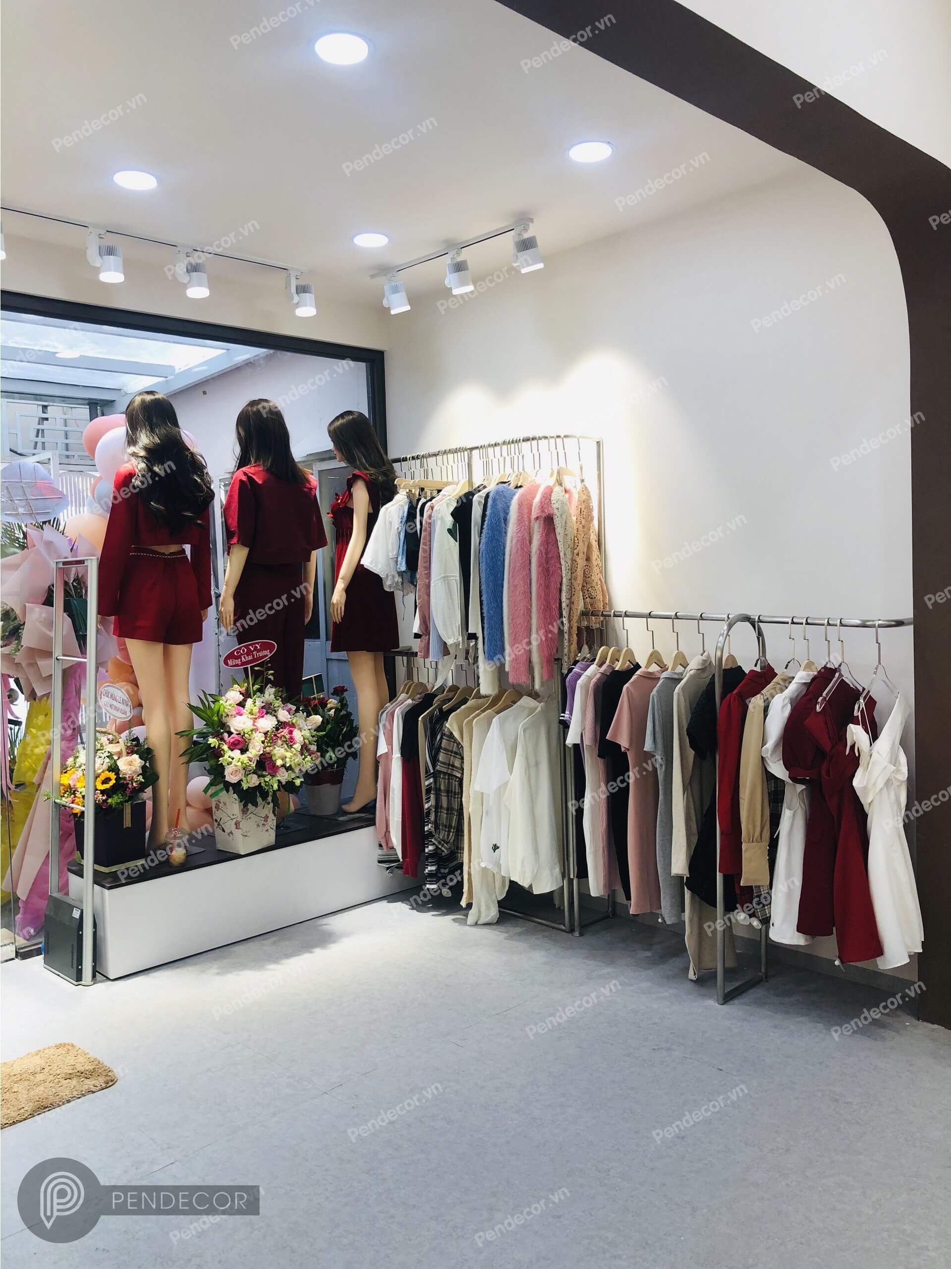 Thi Công Shop Thời Trang Nữ Nina Le