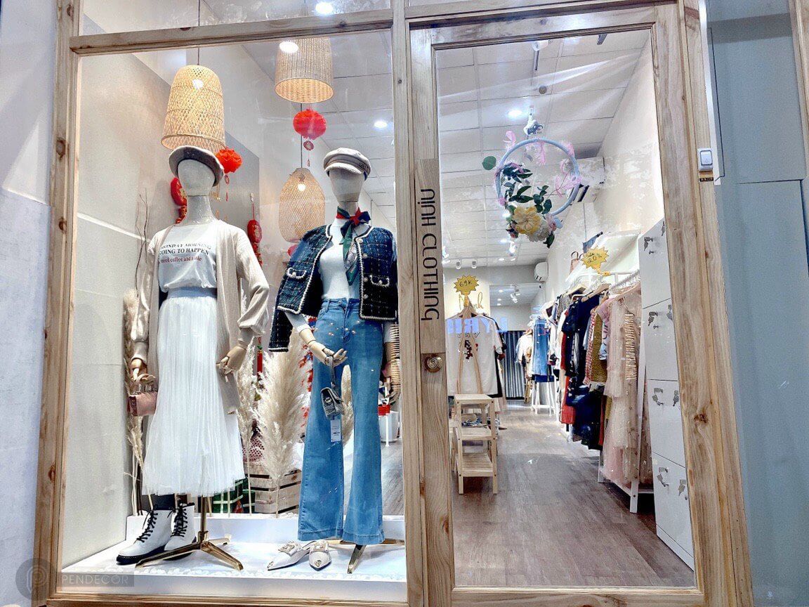 Thi công thực tế shop Nịnh Clothing