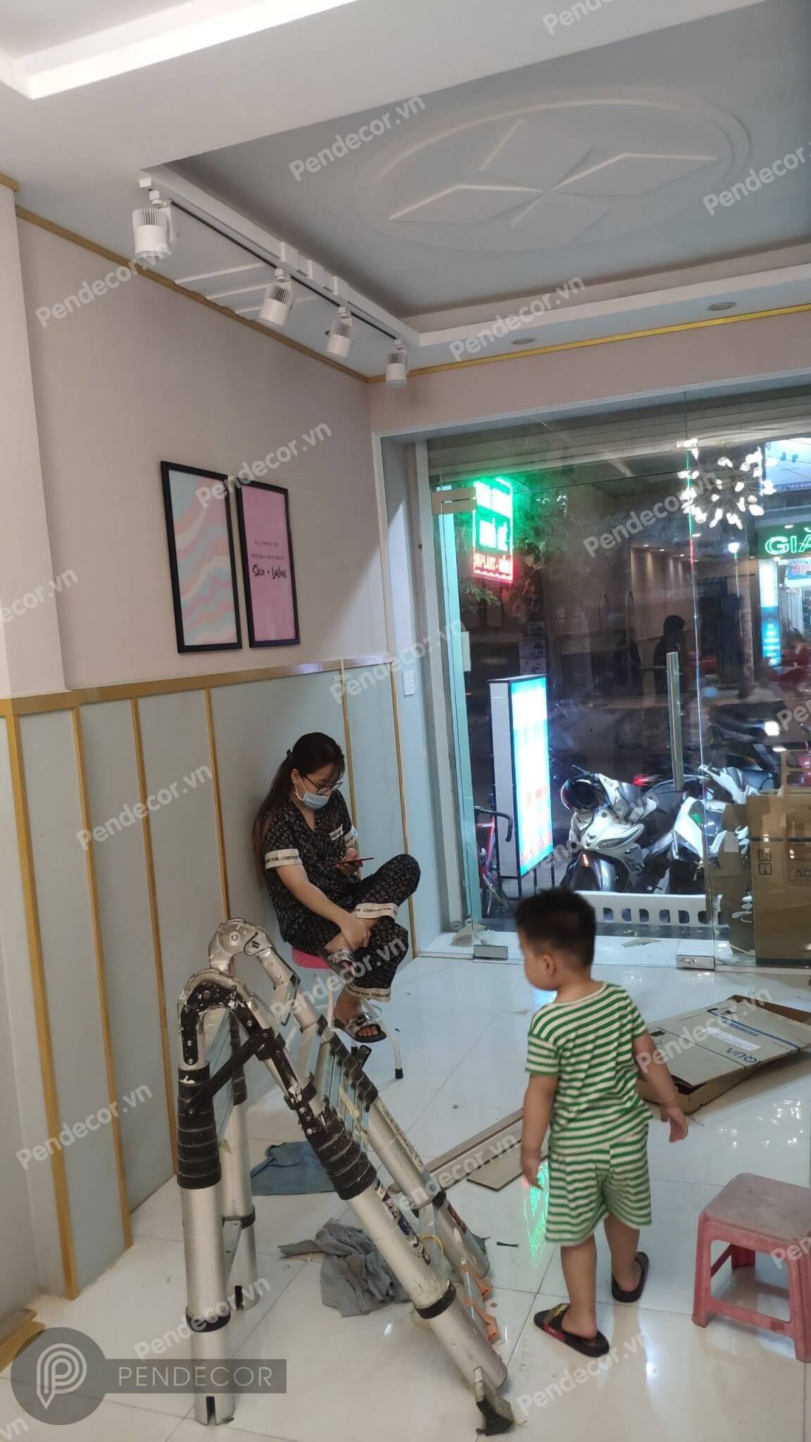 Thi Công Thực Tế Shop Nối Mi Miky