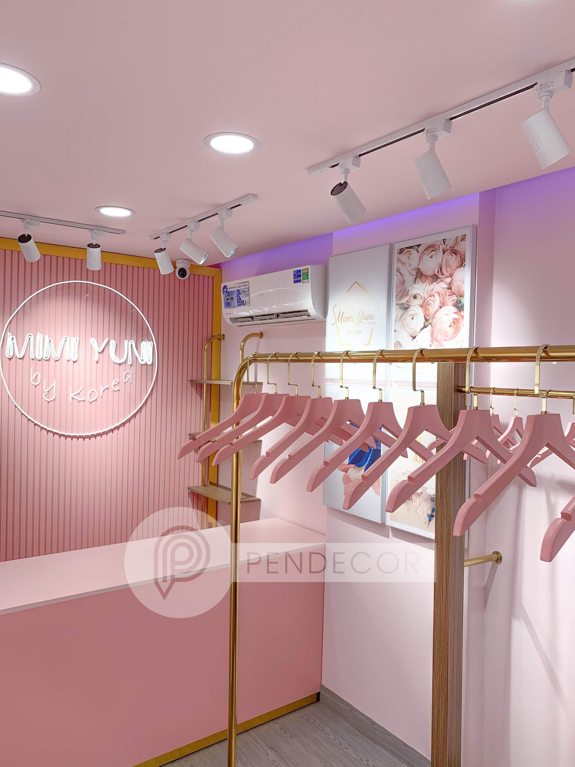 Thi Công Thực Tế Shop Thời Trang Mimi Yuni