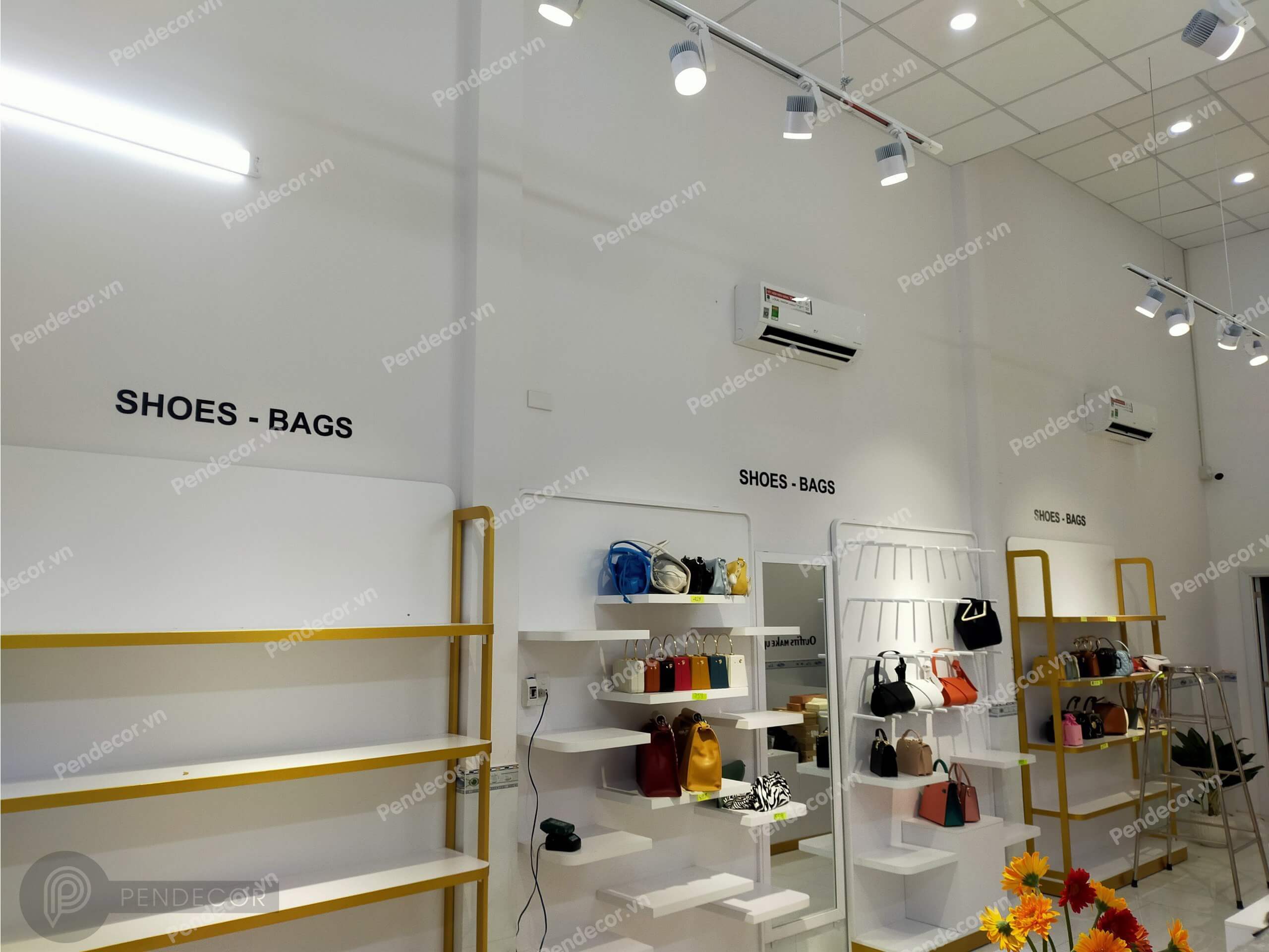 Thi Công Thực Tế Shop Túi Xách Giày Dép Nemow