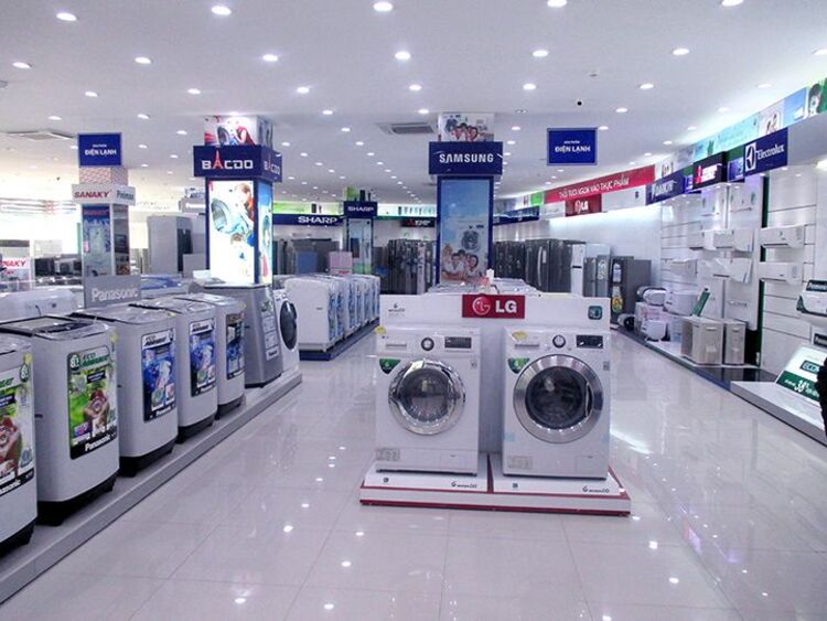Hãy bảo đảm lối đi lại thuận tiện, thông thoáng trong showroom