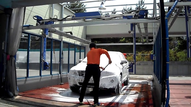 Số lượng thiết bị rửa xe sẽ phụ thuộc vào quy mô, loại hình