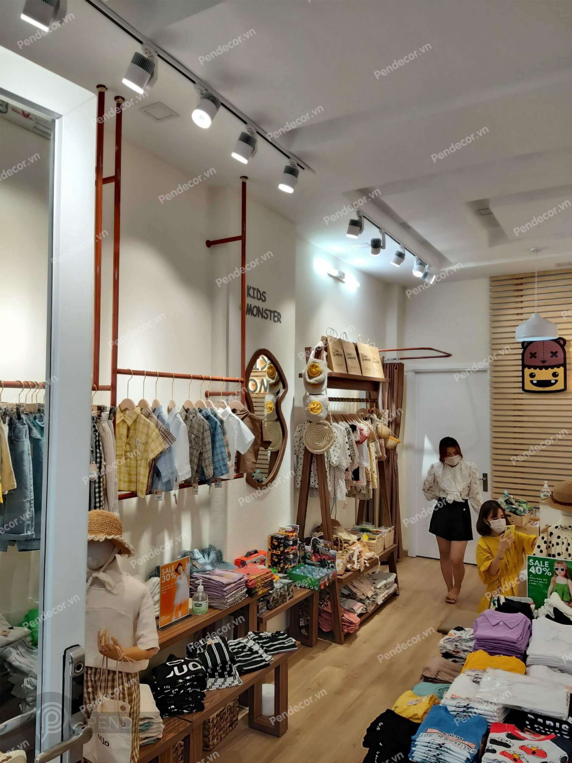 Thi Công Thực Tế Shop Thời Trang Trẻ Em Kid Monster