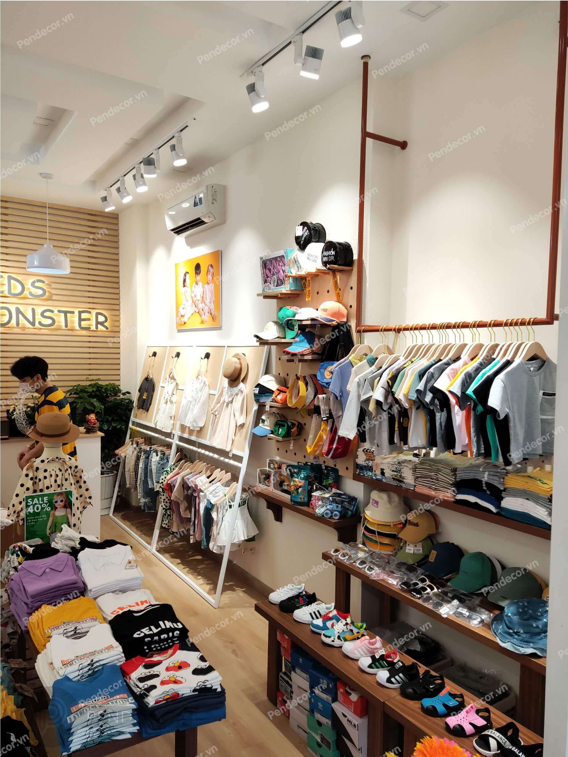 Thi Công Thực Tế Shop Thời Trang Trẻ Em Kid Monster