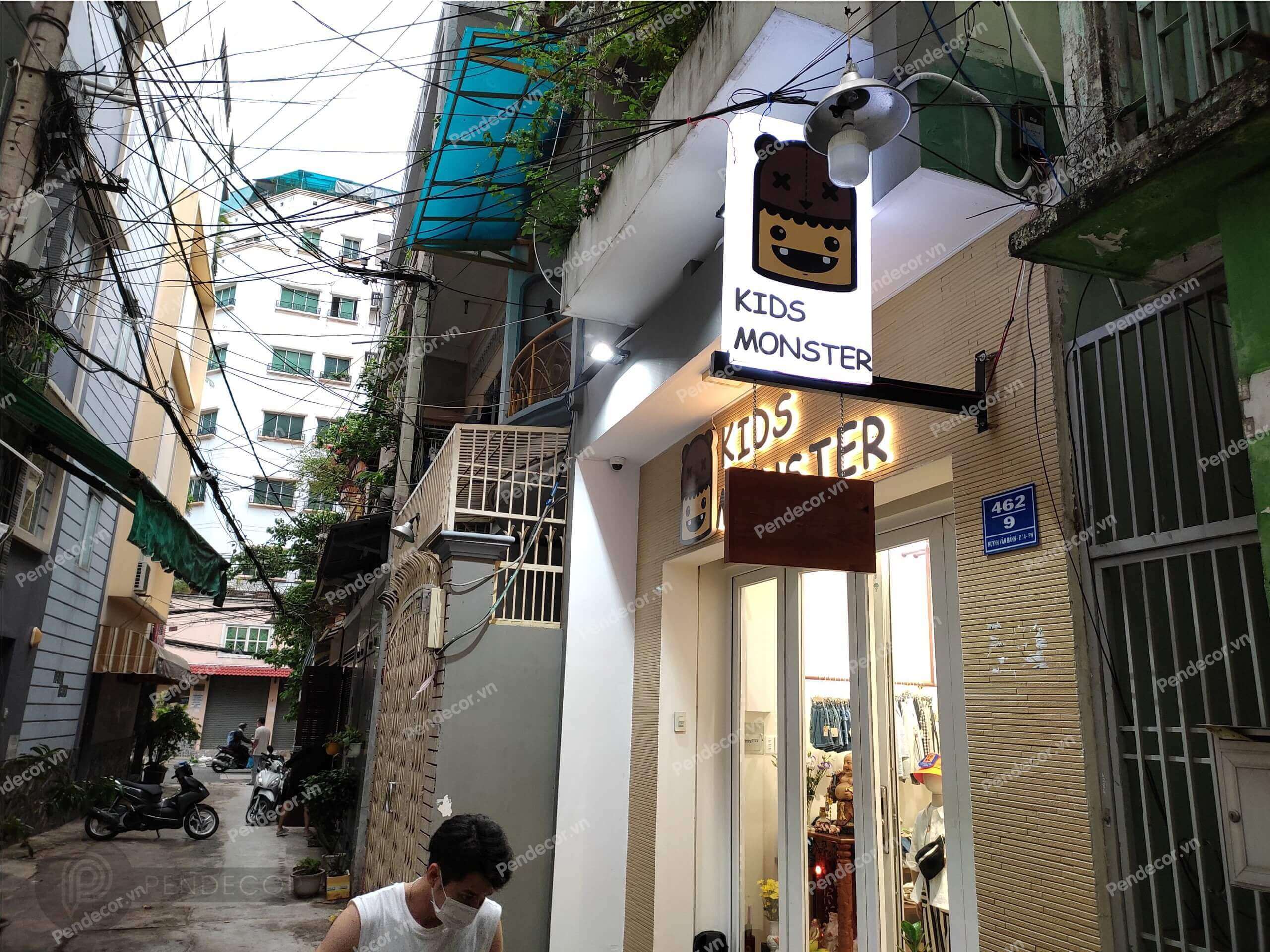 Thi Công Thực Tế Shop Thời Trang Trẻ Em Kid Monster