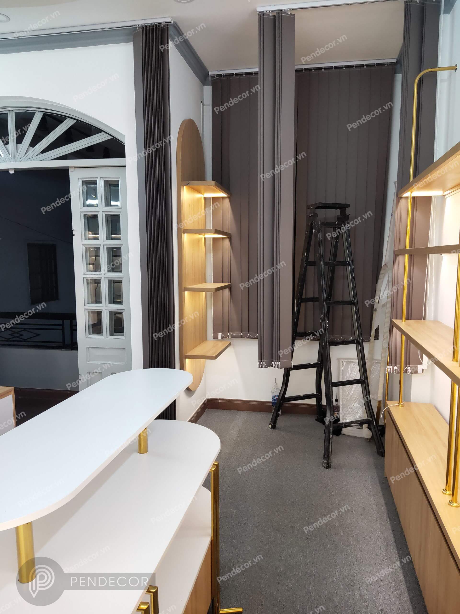 Thi Công Thực Tế Shop Mỹ Phẩm NMS