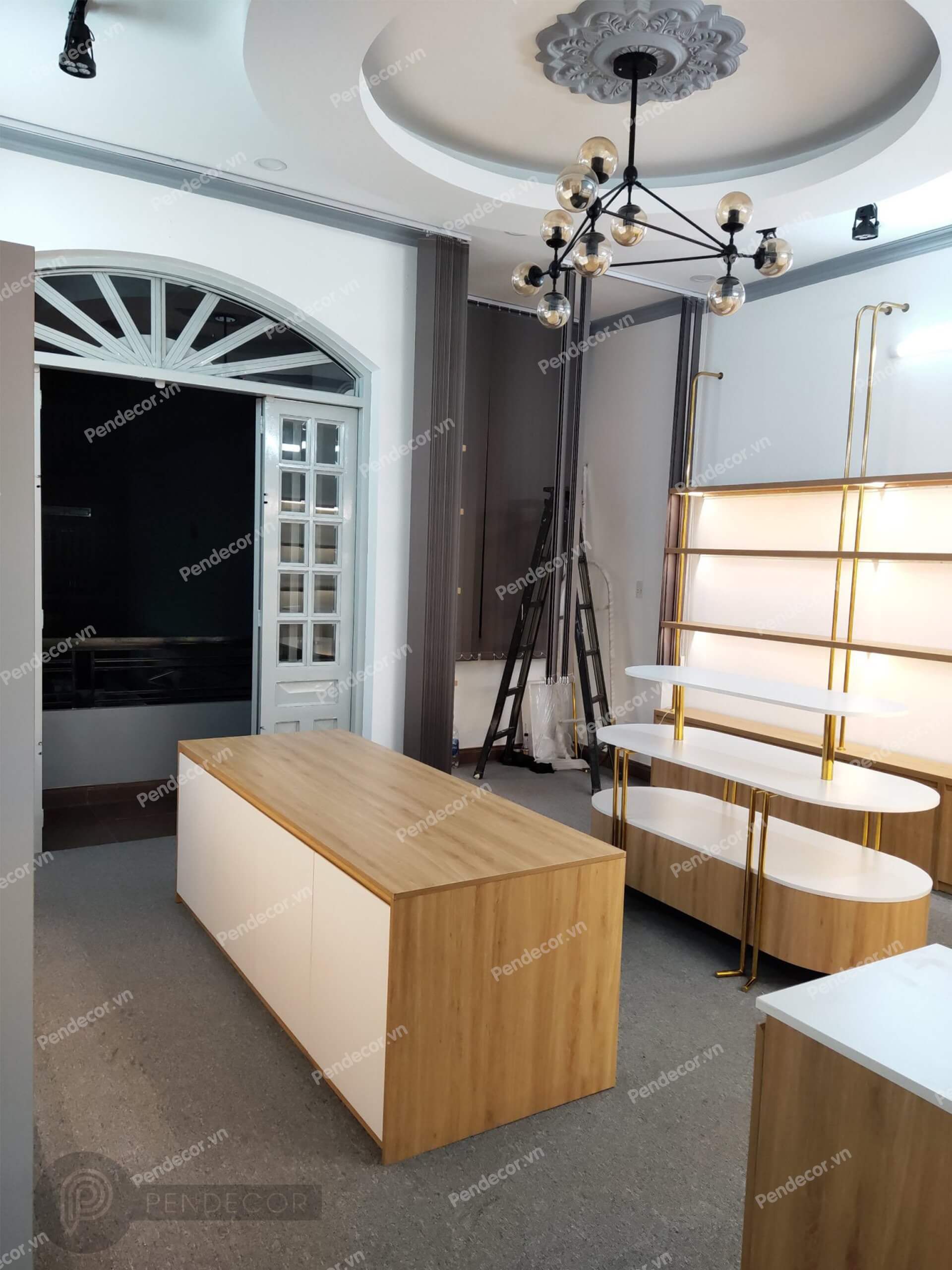 Thi Công Thực Tế Shop Mỹ Phẩm NMS