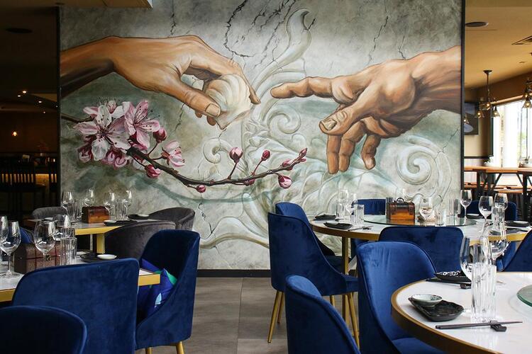 Trang trí quán ăn với tranh tường độc đáo