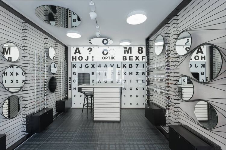 Các mẫu thiết kế cửa hàng mắt kính đẹp nhất năm 2021