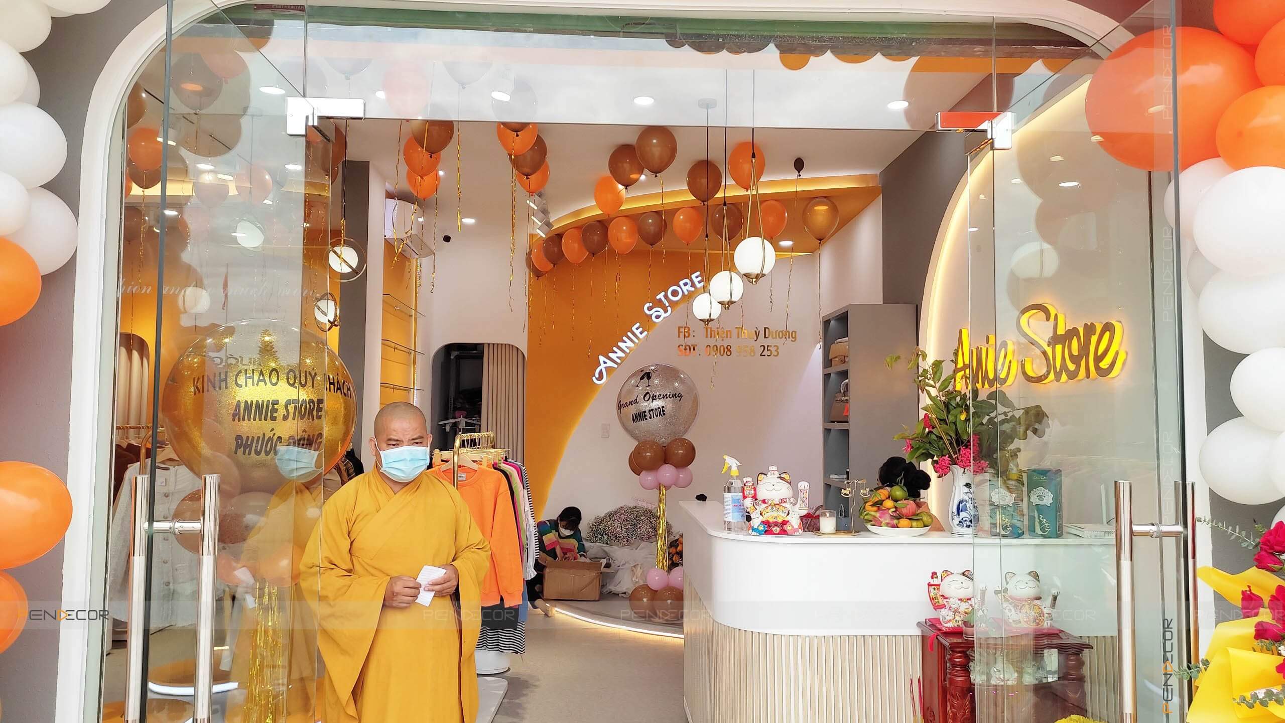 Thi Công Shop Thời Trang Nữ Annie Store