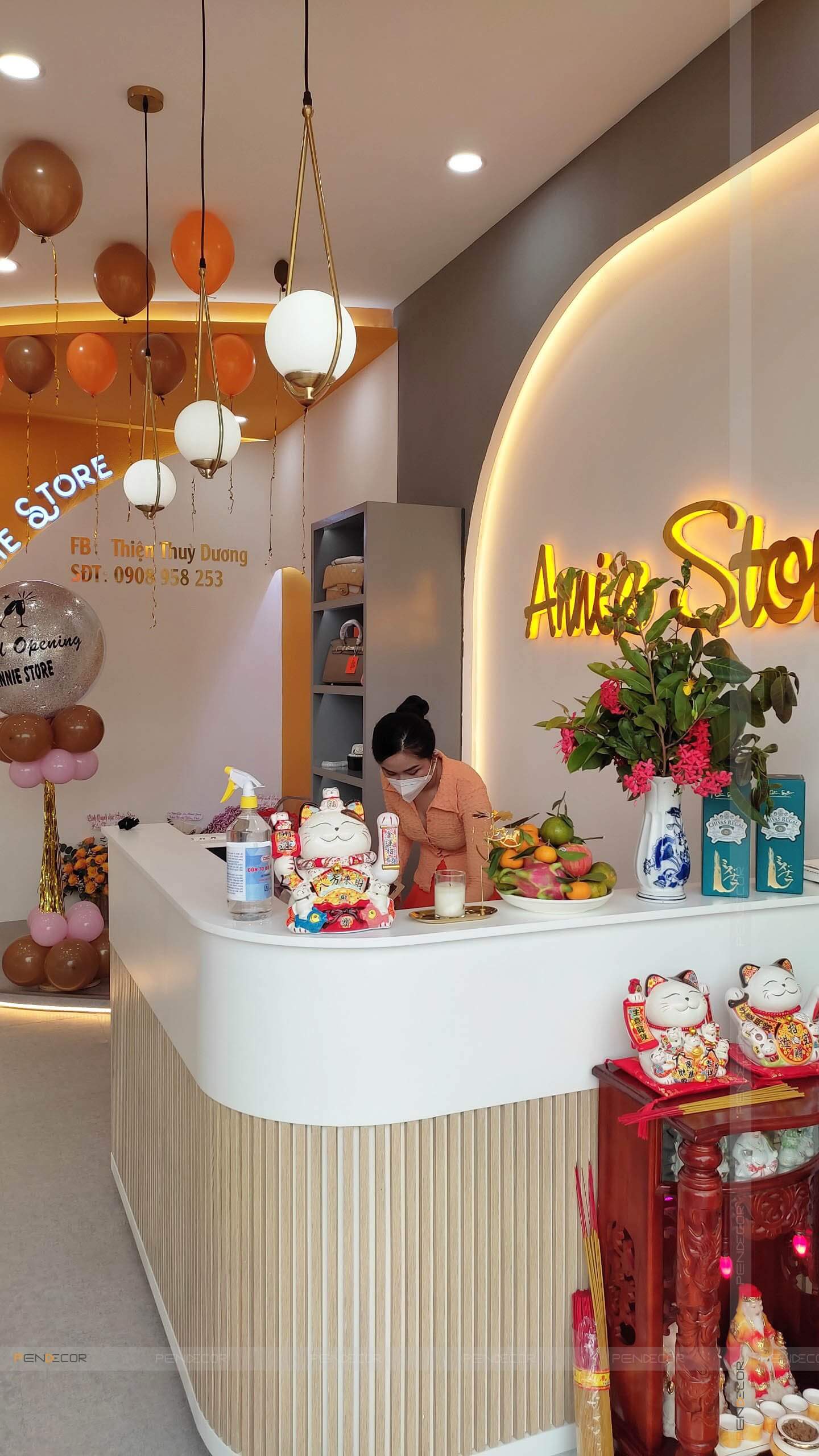 Thi Công Shop Thời Trang Nữ Annie Store