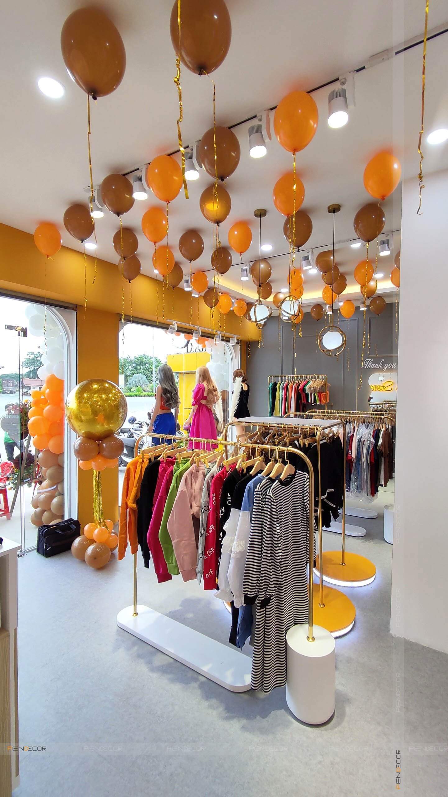 Thi Công Shop Thời Trang Nữ Annie Store