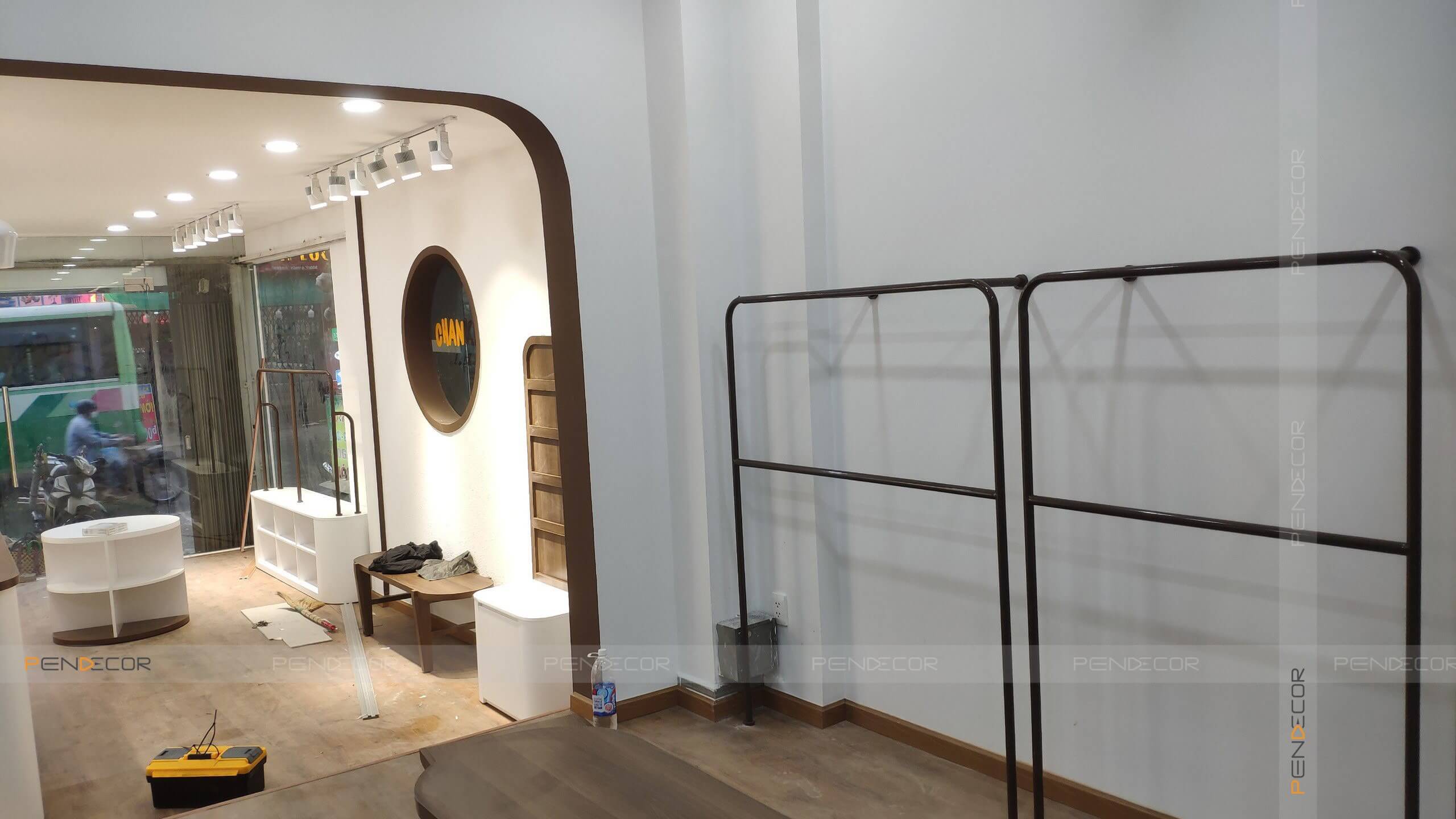 Thi Công Thực Tế Shop Thời Trang Trẻ Em Chan Kid's