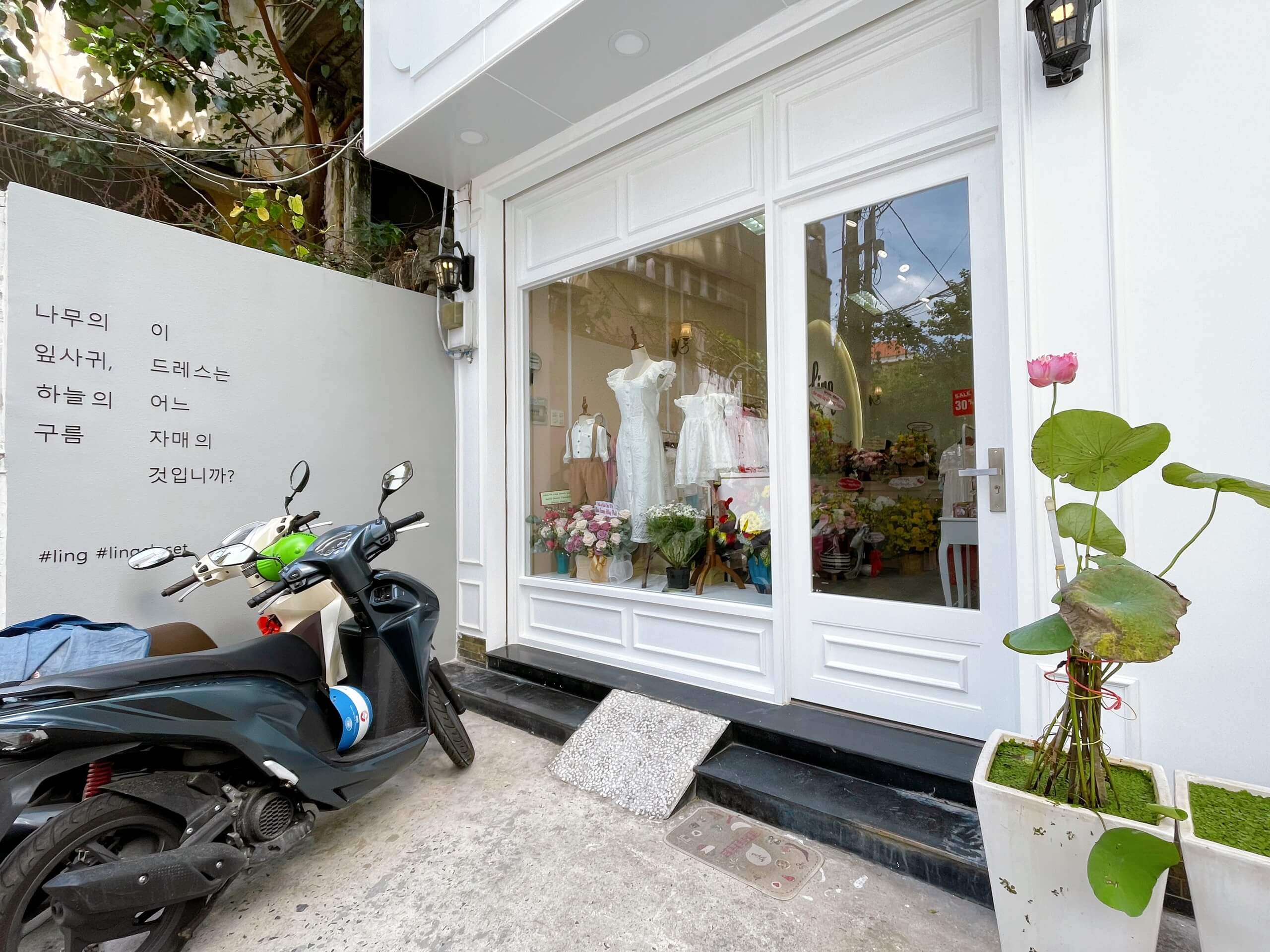 Thi Công Thực Tế Shop Thời Trang Trẻ Em Ling