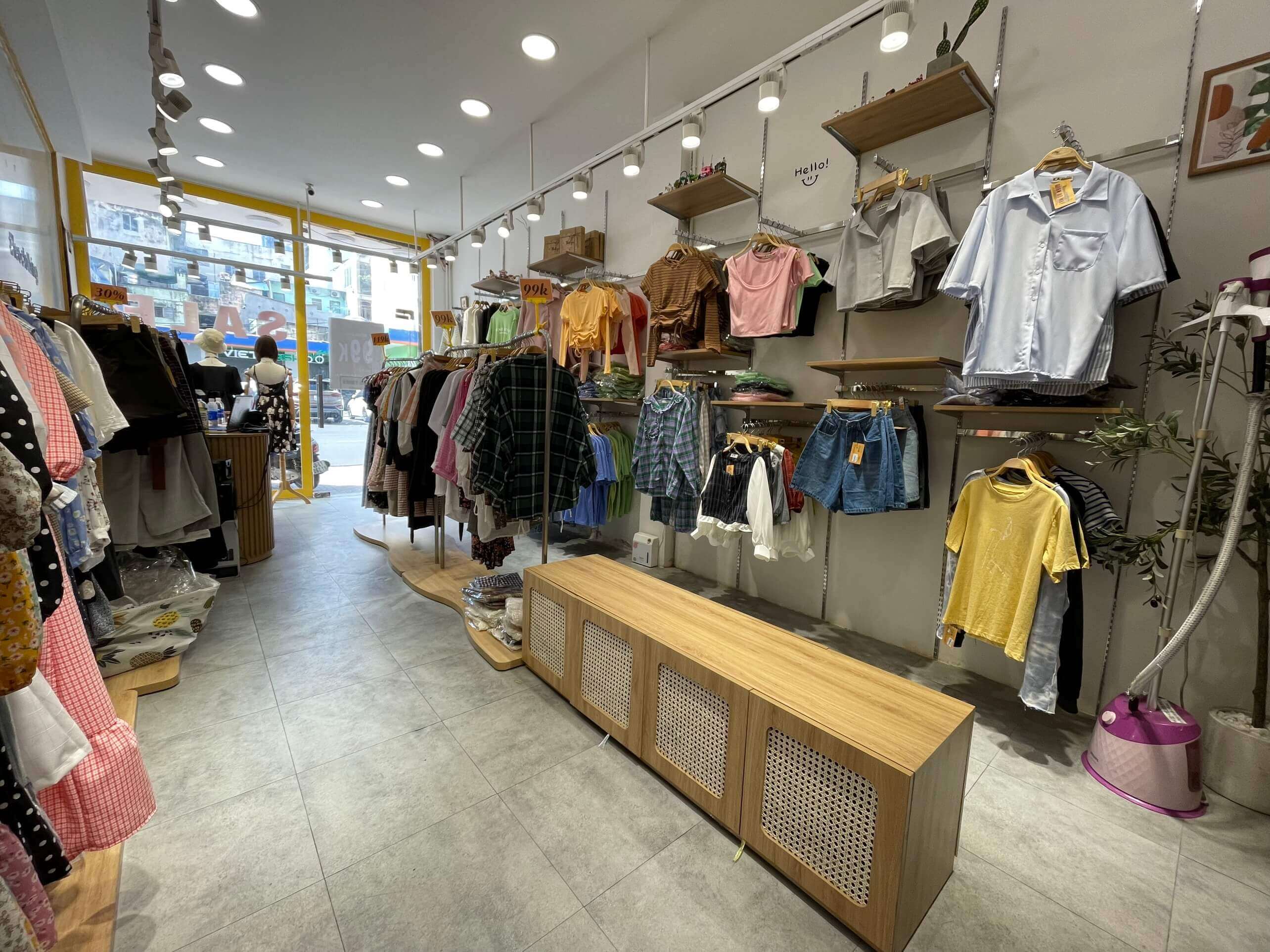 Thi Công Shop Thời Trang Nữ LEO's Chi Nhánh Trần Quang Diệu - Quận 3