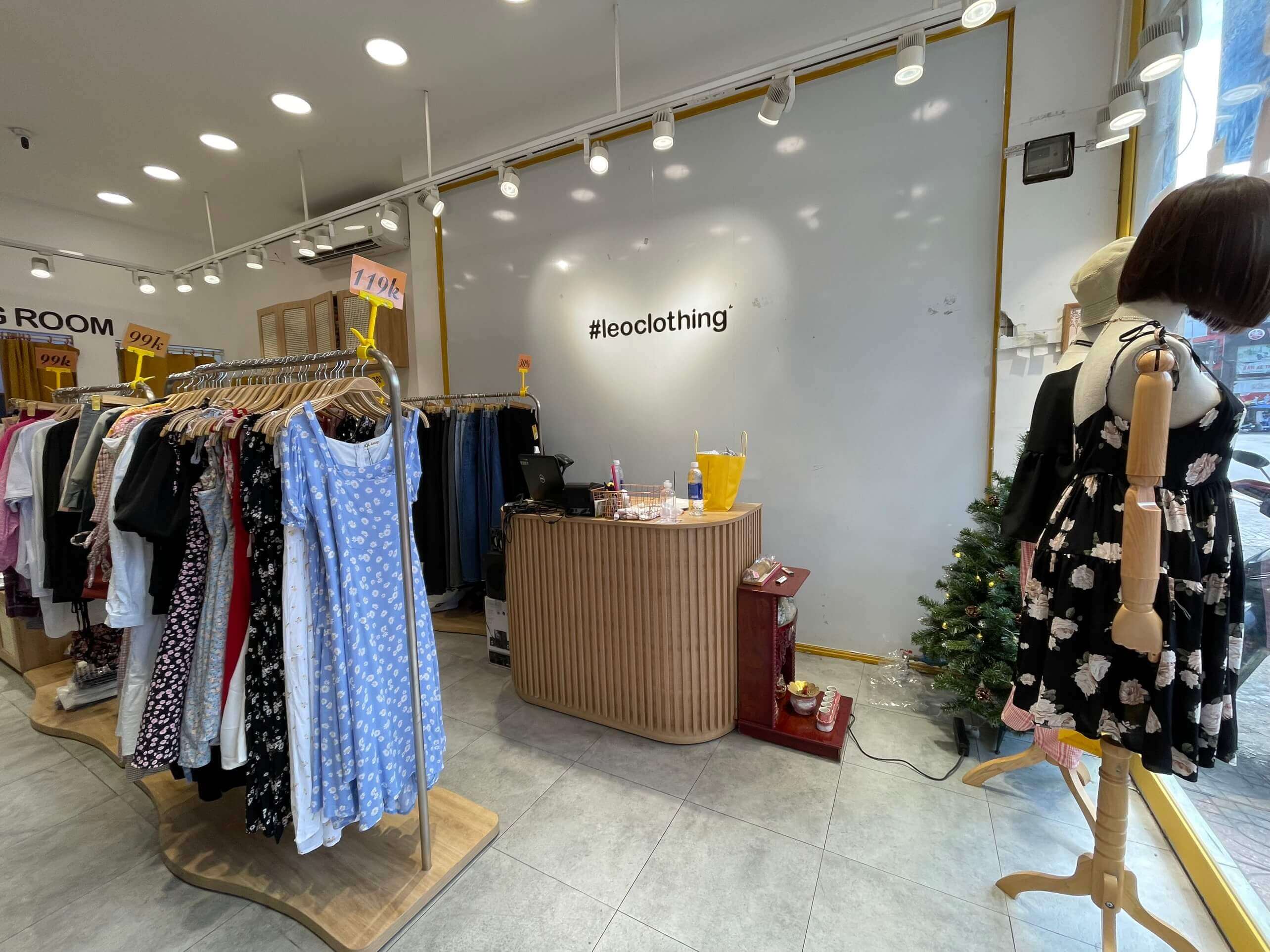 Thi Công Shop Thời Trang Nữ LEO's Chi Nhánh Trần Quang Diệu - Quận 3