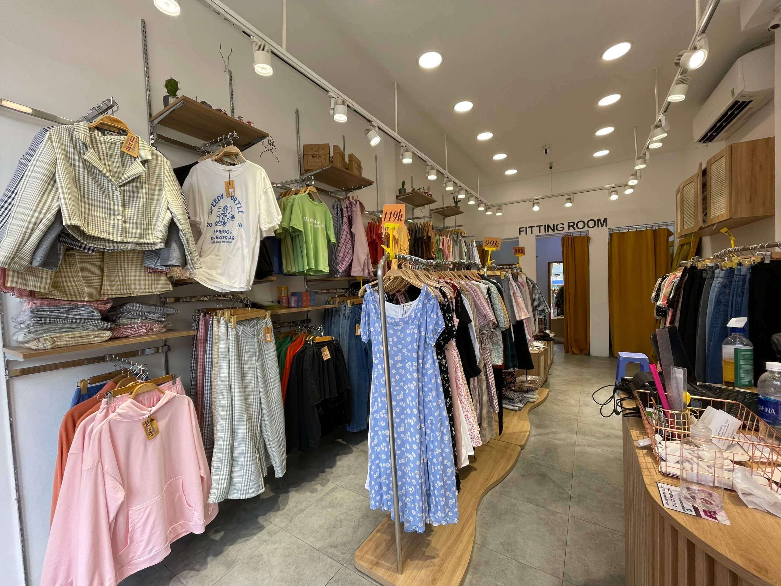 Thi Công Shop Thời Trang Nữ LEO's Chi Nhánh Trần Quang Diệu - Quận 3