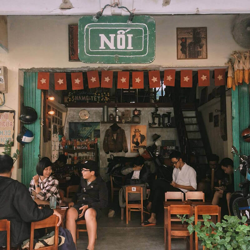 Đặt tên quán cafe theo phong thủy là cách được nhiều người áp dụng