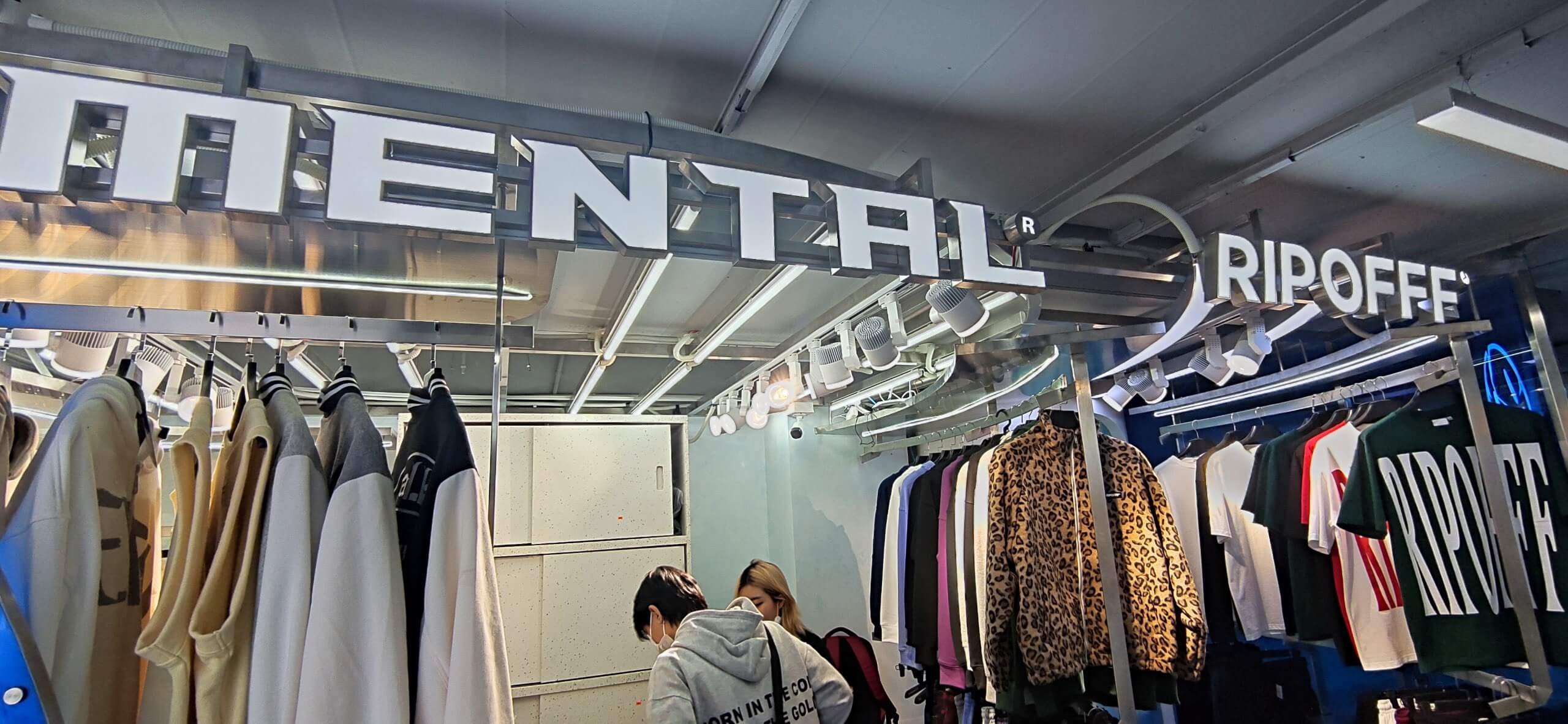 Thi Công Shop Thời Trang Mental Ripoff