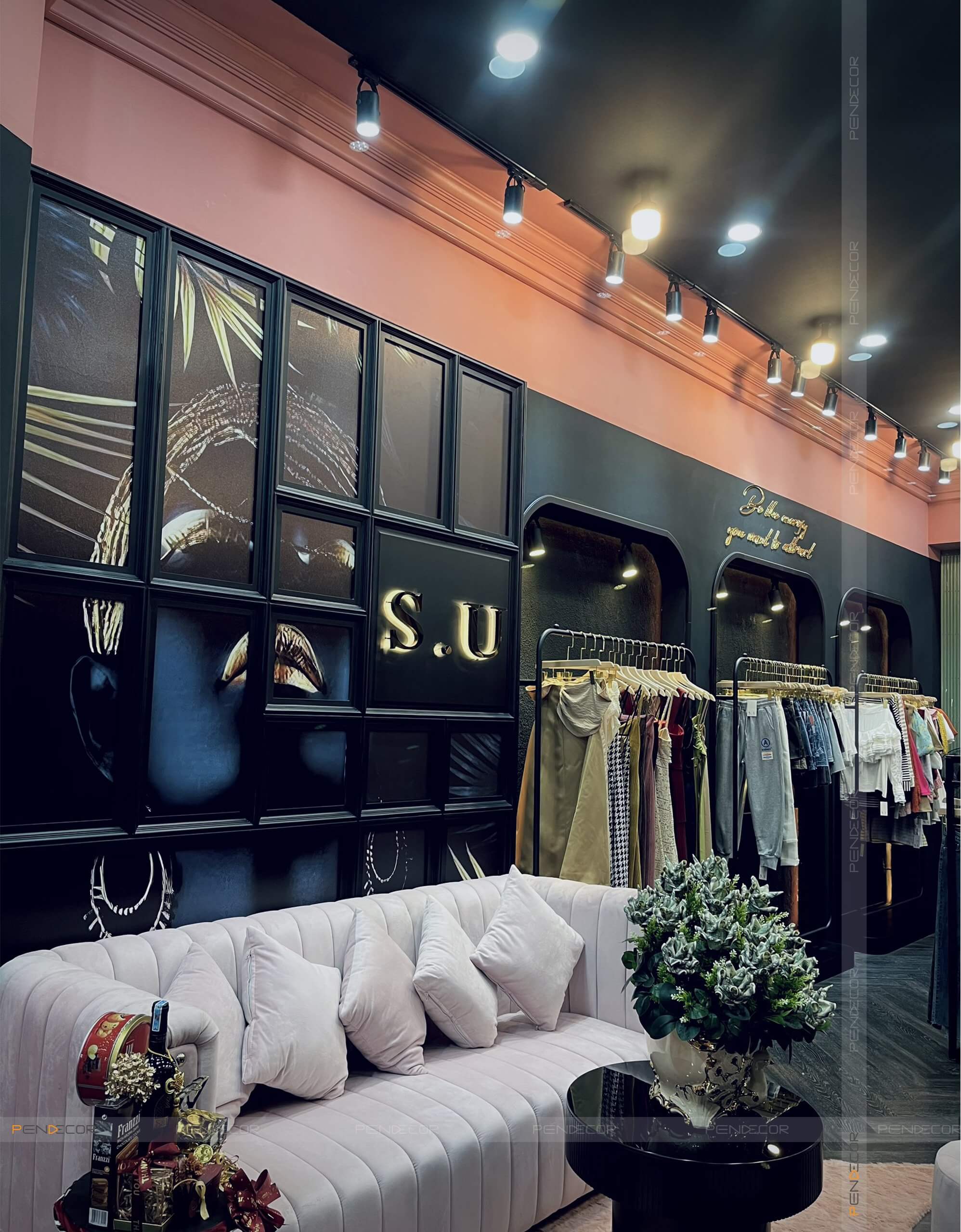 Thi Công Shop Thời Trang Nữ S.U