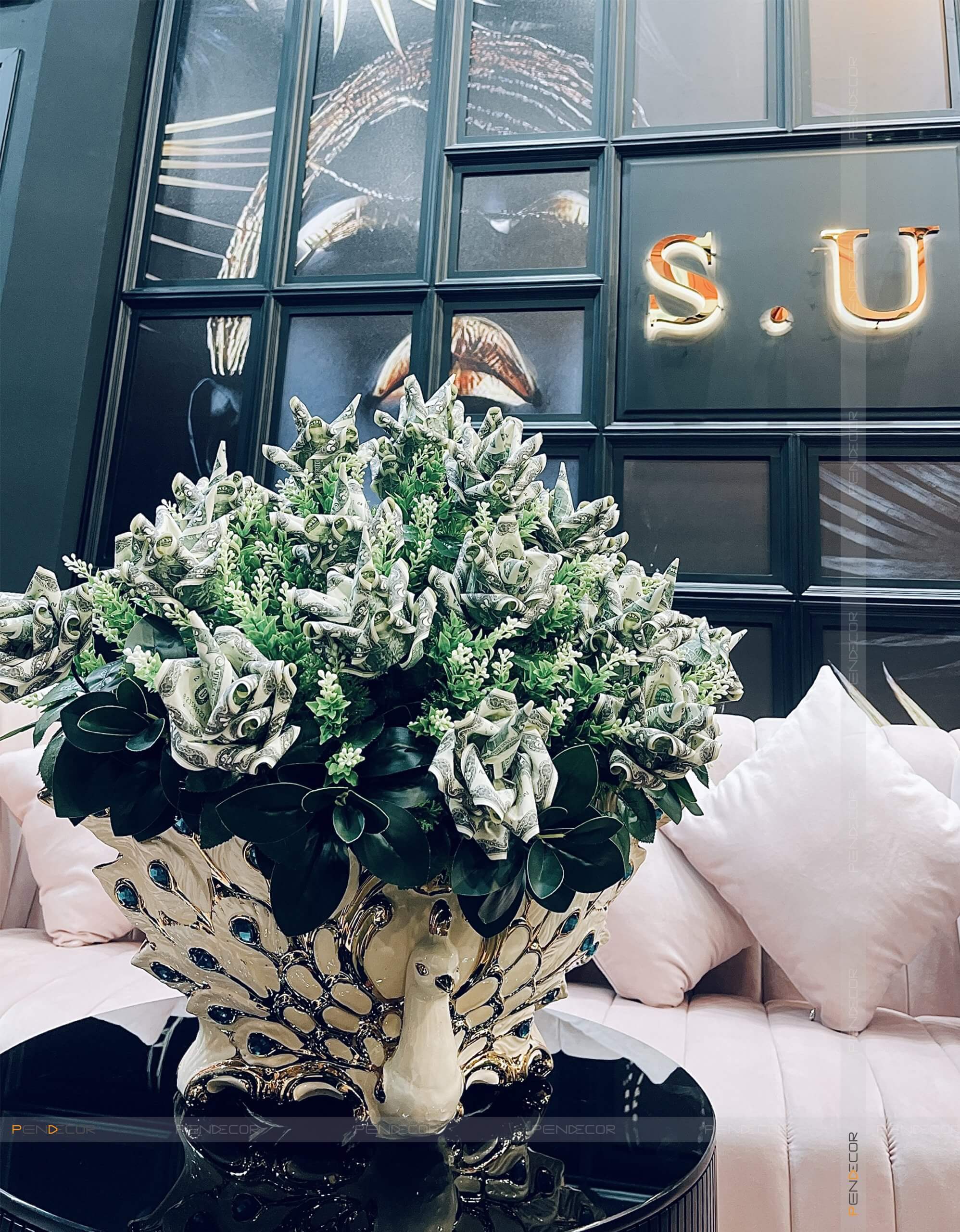 Thi Công Shop Thời Trang Nữ S.U