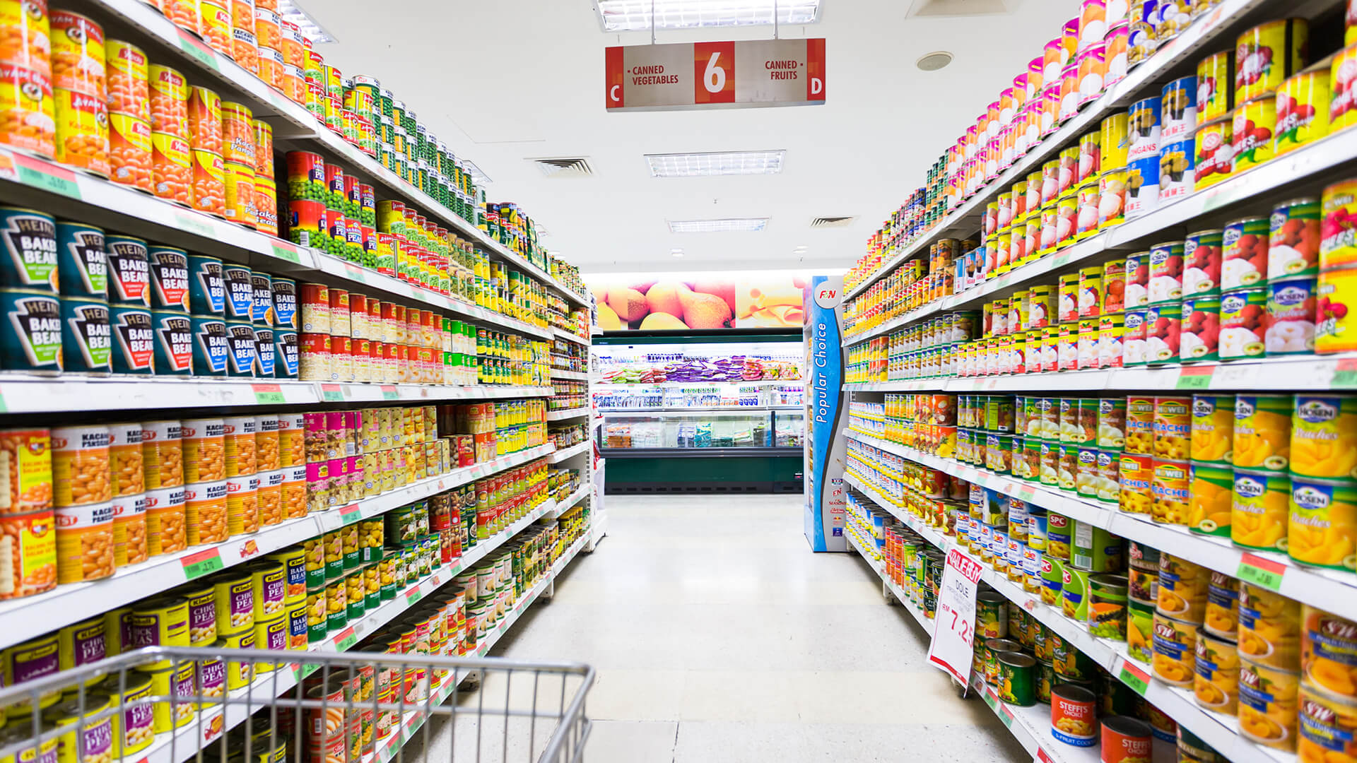 Trưng bày sản phẩm bắt mắt, sáng tạo là yếu tố quyết định đến hành vi mua hàng, từ đó đẩy mạnh doanh số