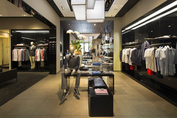 Mẫu shop thời trang thiết kế theo phong cách sang trọng