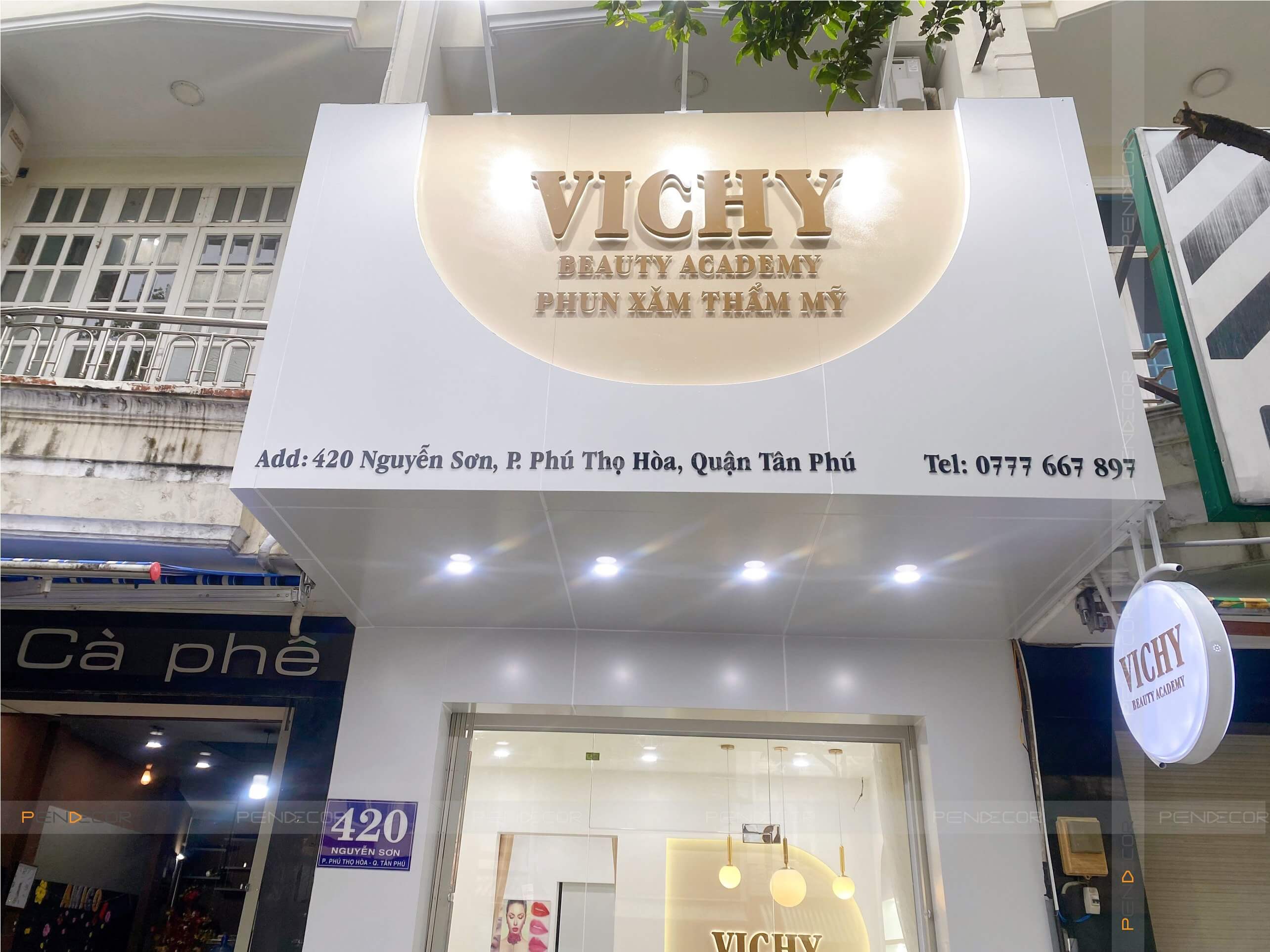 Thi Công Tiệm Phun Xăm Thẩm Mỹ Vichy