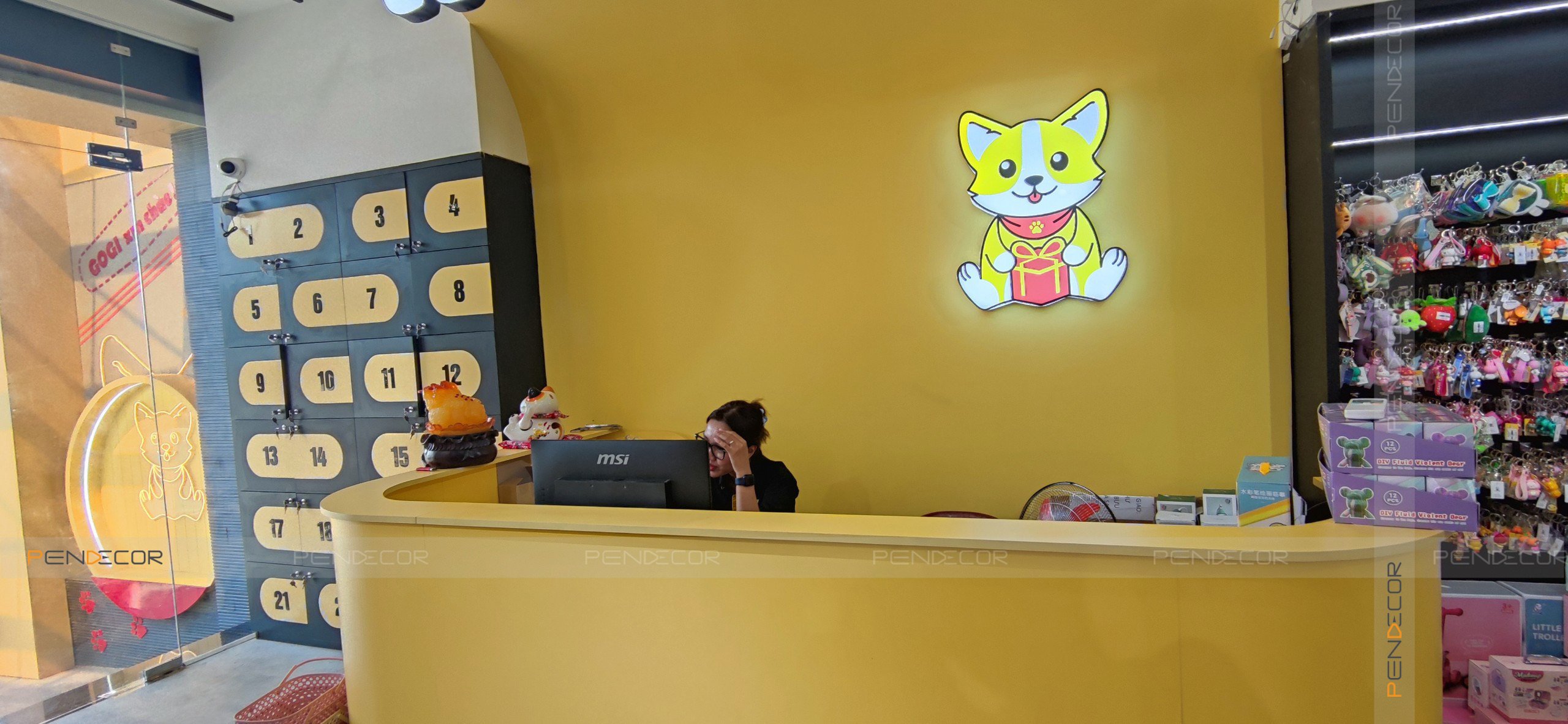 Thi Công Shop Phụ Kiện Gogi Gift House